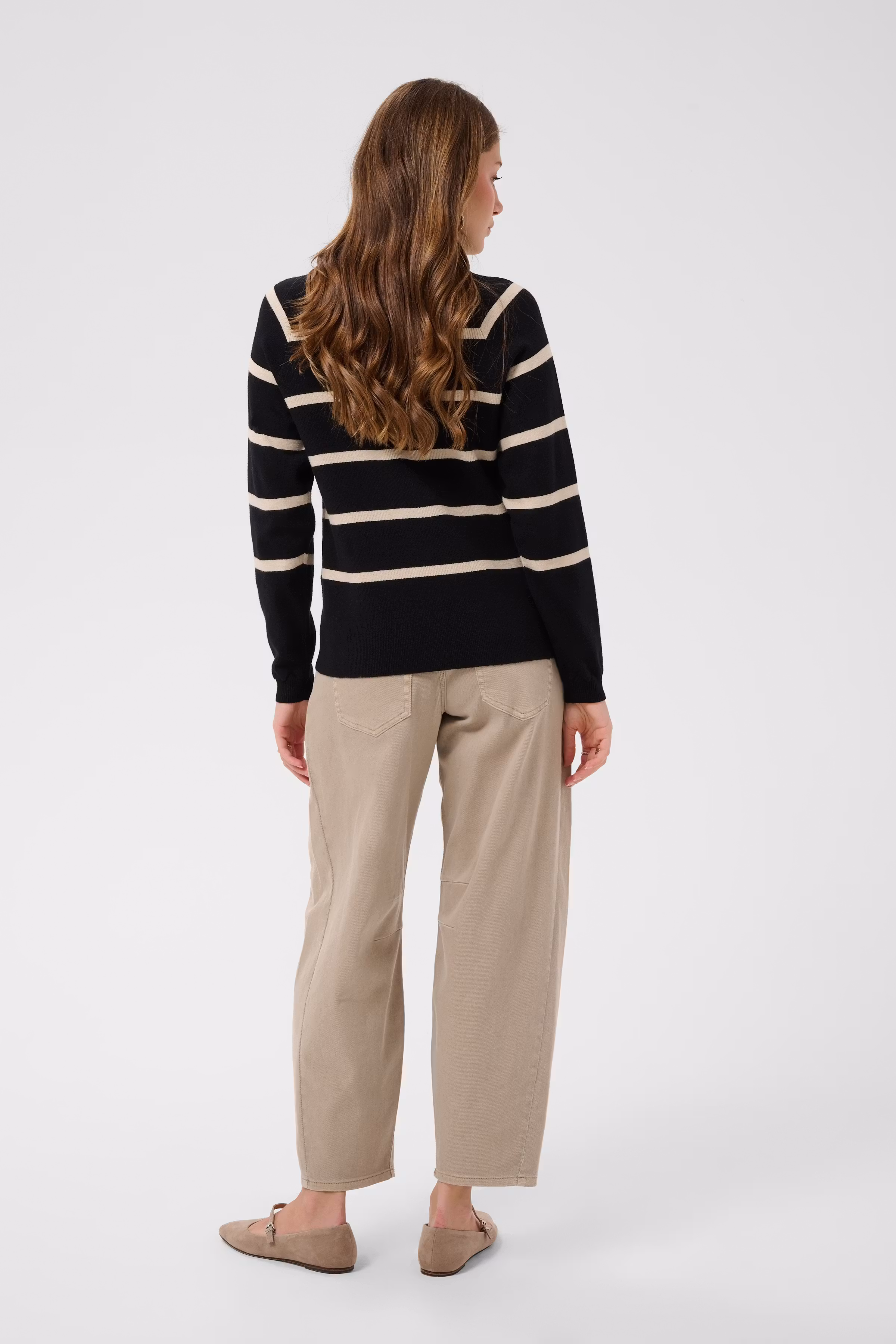 CRDela Pullover LOOKBOOK BACK 10614314-107280