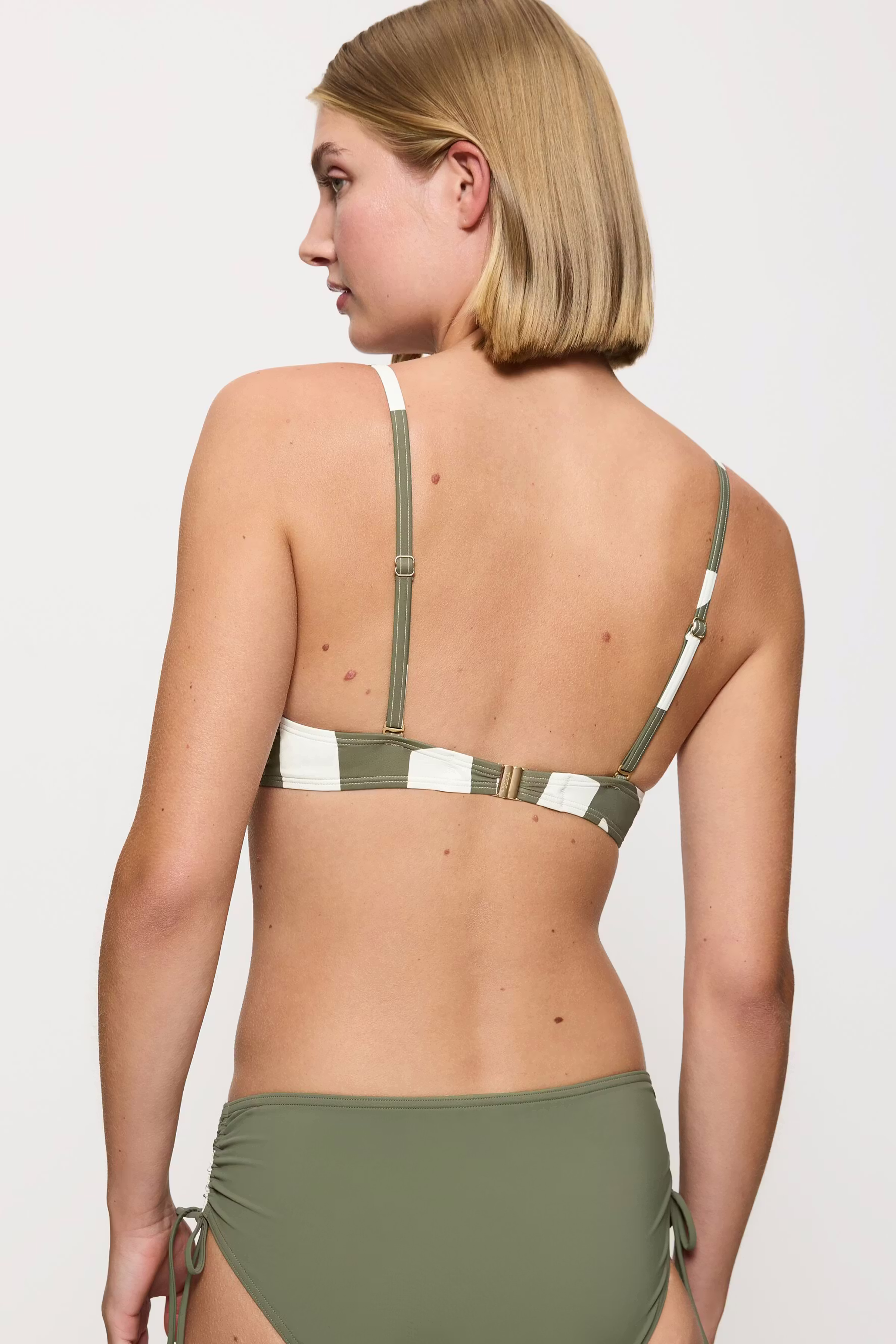 SummerAllure Bikinioberteil LOOKBOOK BACK 40500295-TM009