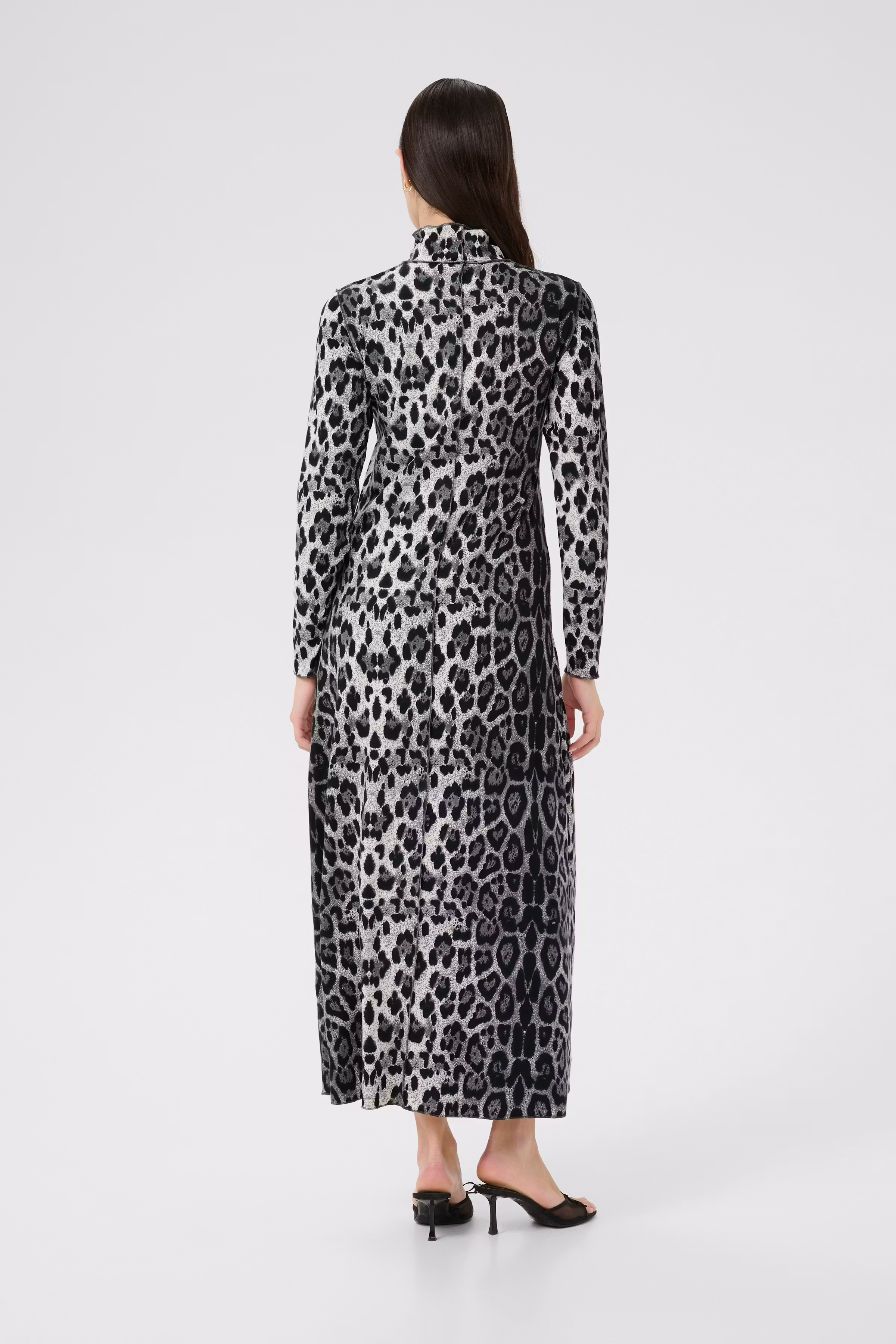 KBPavie Leopard Dress LOOKBOOK BACK 10105473-108963
