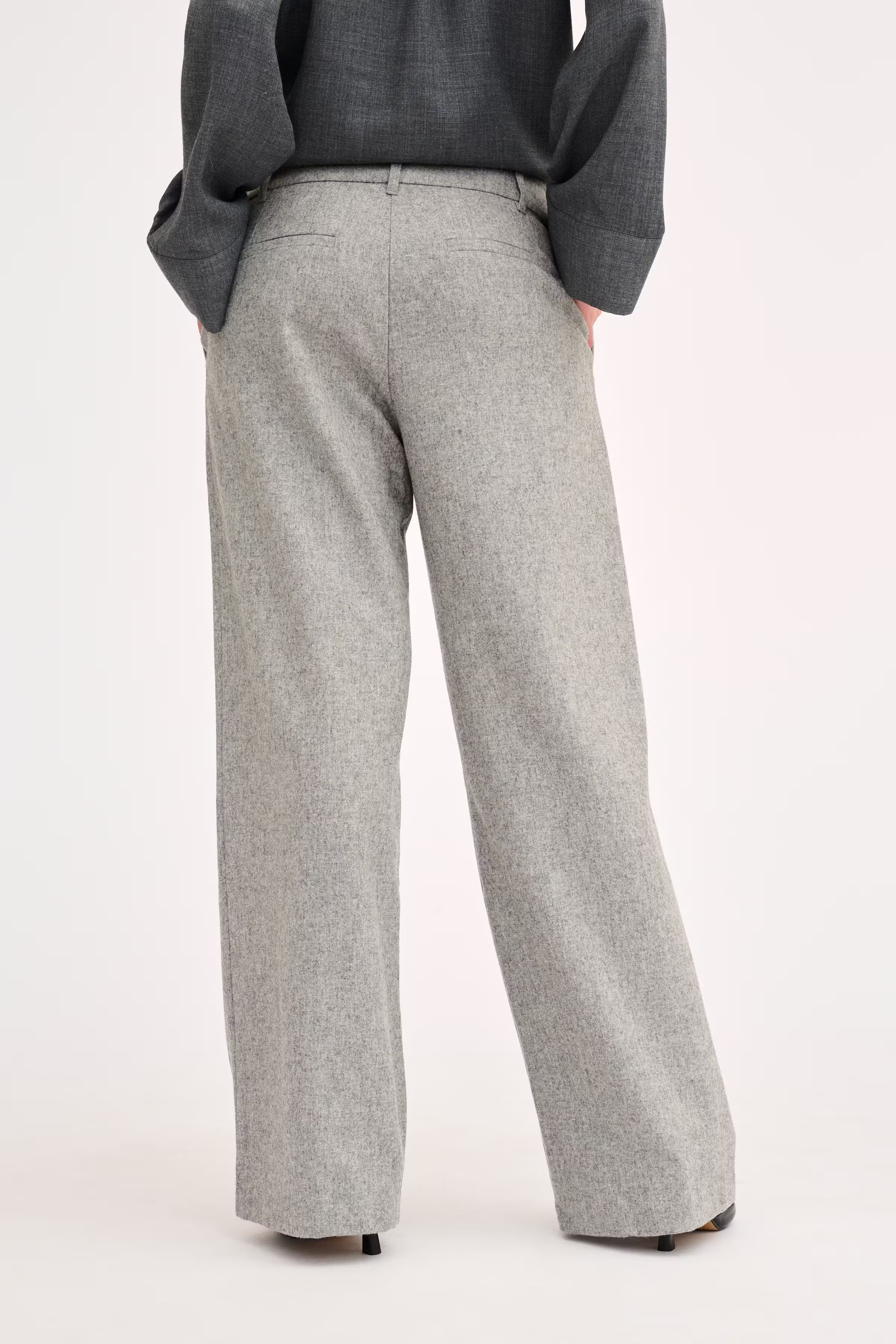 LukasMW Trousers LOOKBOOK BACK 10704180-104897