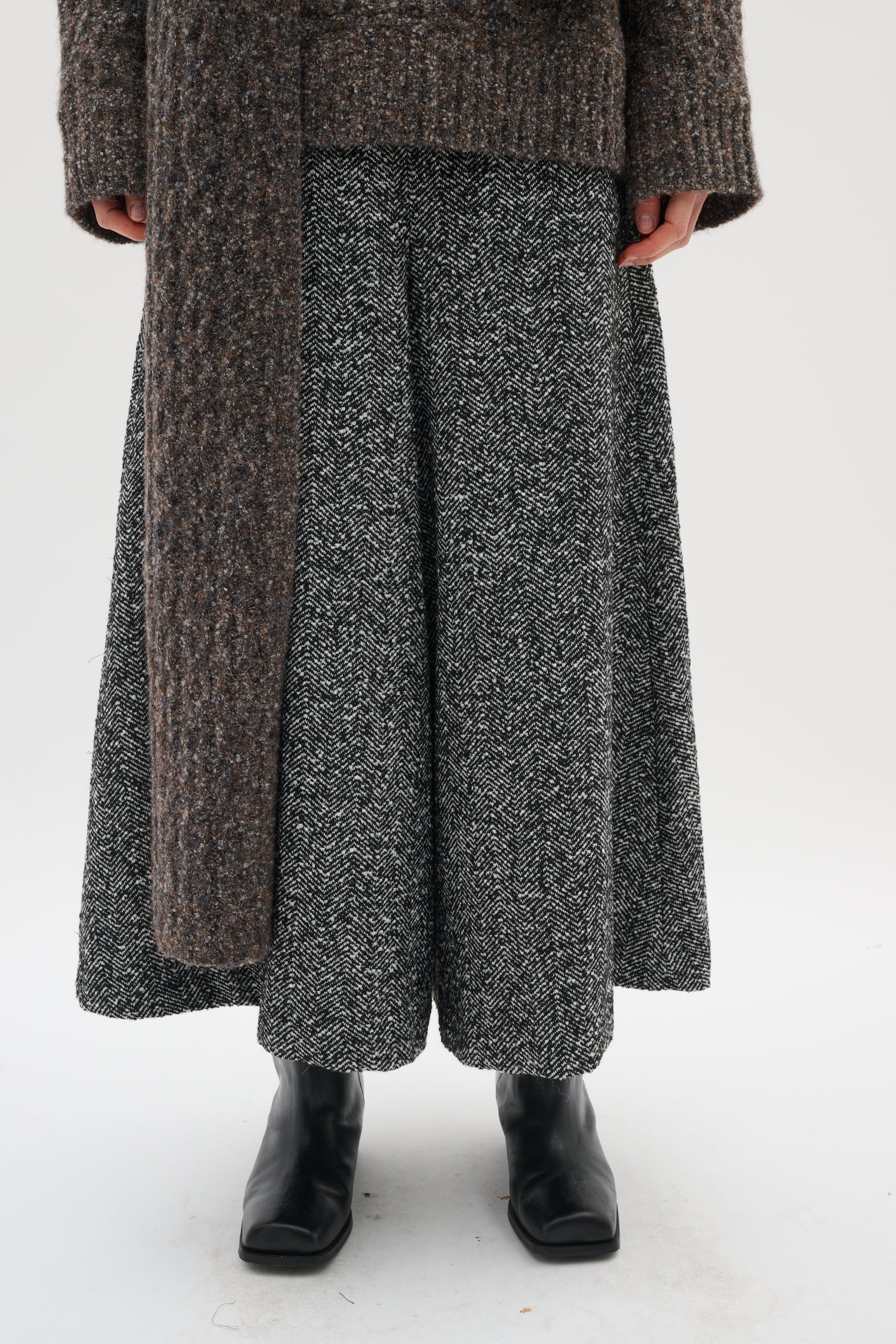 BryannyIW Kjolpant LOOKBOOK FRONT 30111011-300027