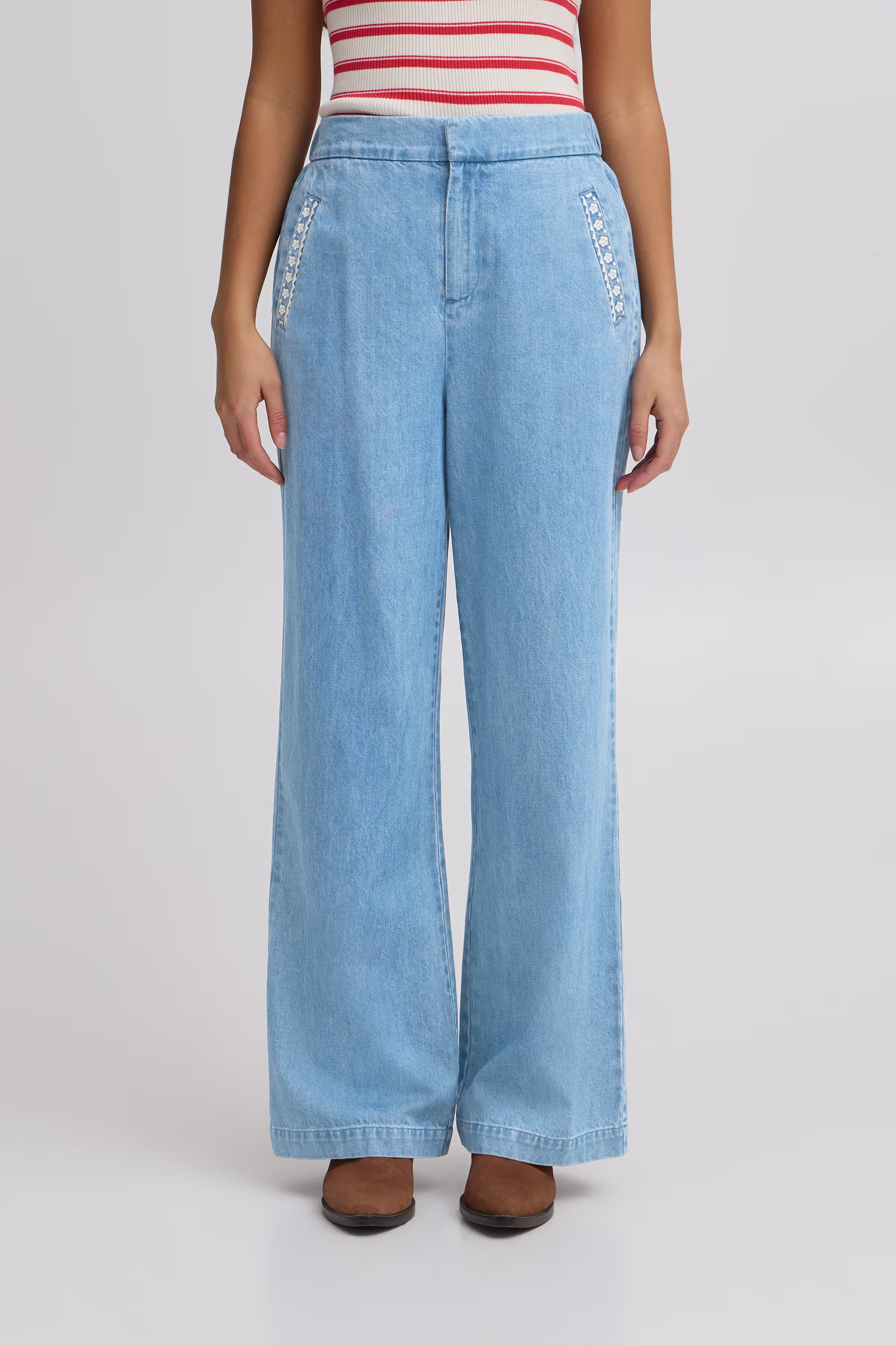 IRTAWNY Casual pants LOOKBOOK FRONT 20122814-203935