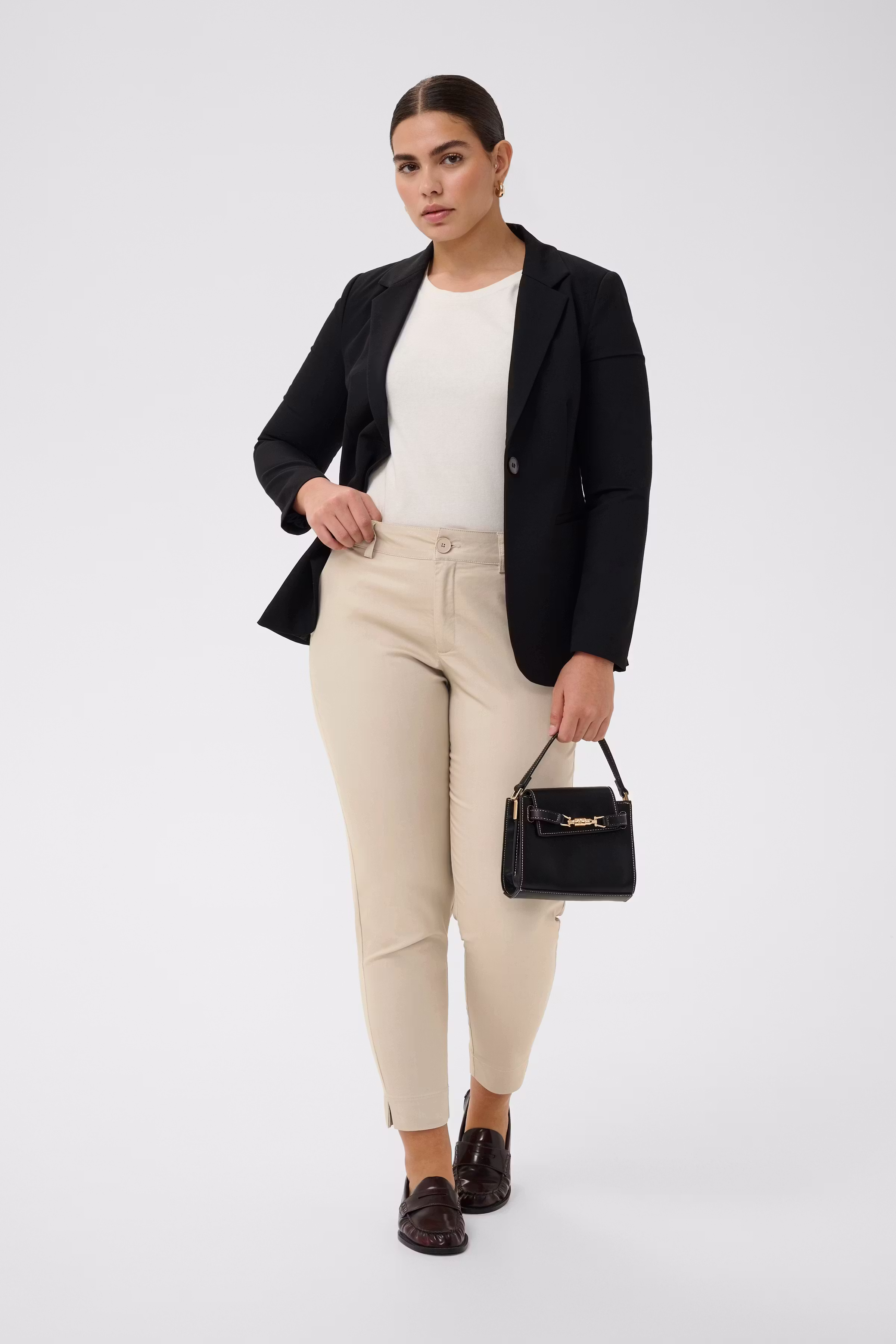 KCleana Pantalon LOOKBOOK FRONT 10581546-151305