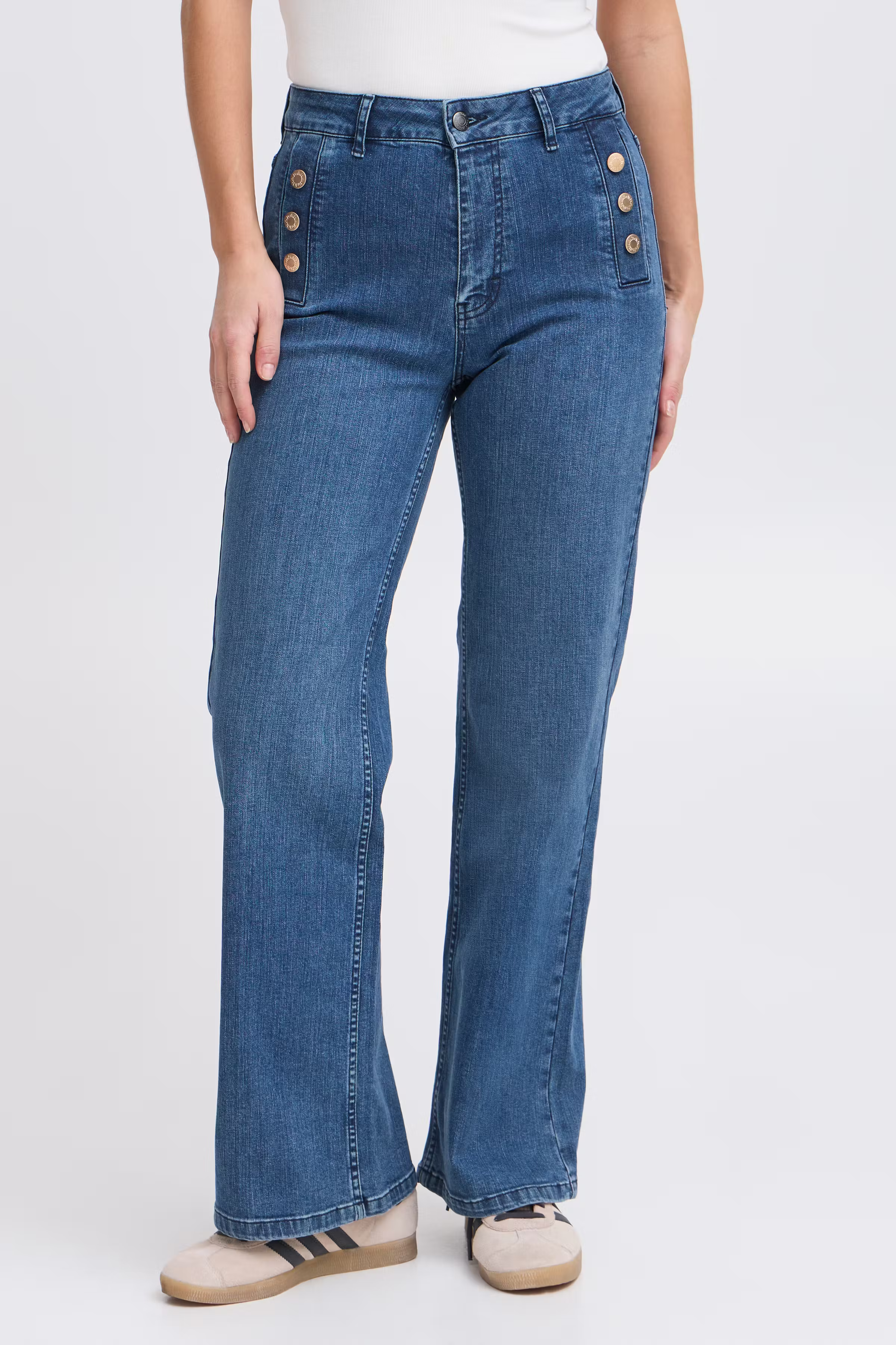 PZMAEVE UHW Jeans Wide Leg LOOKBOOK FRONT 50208269-200005