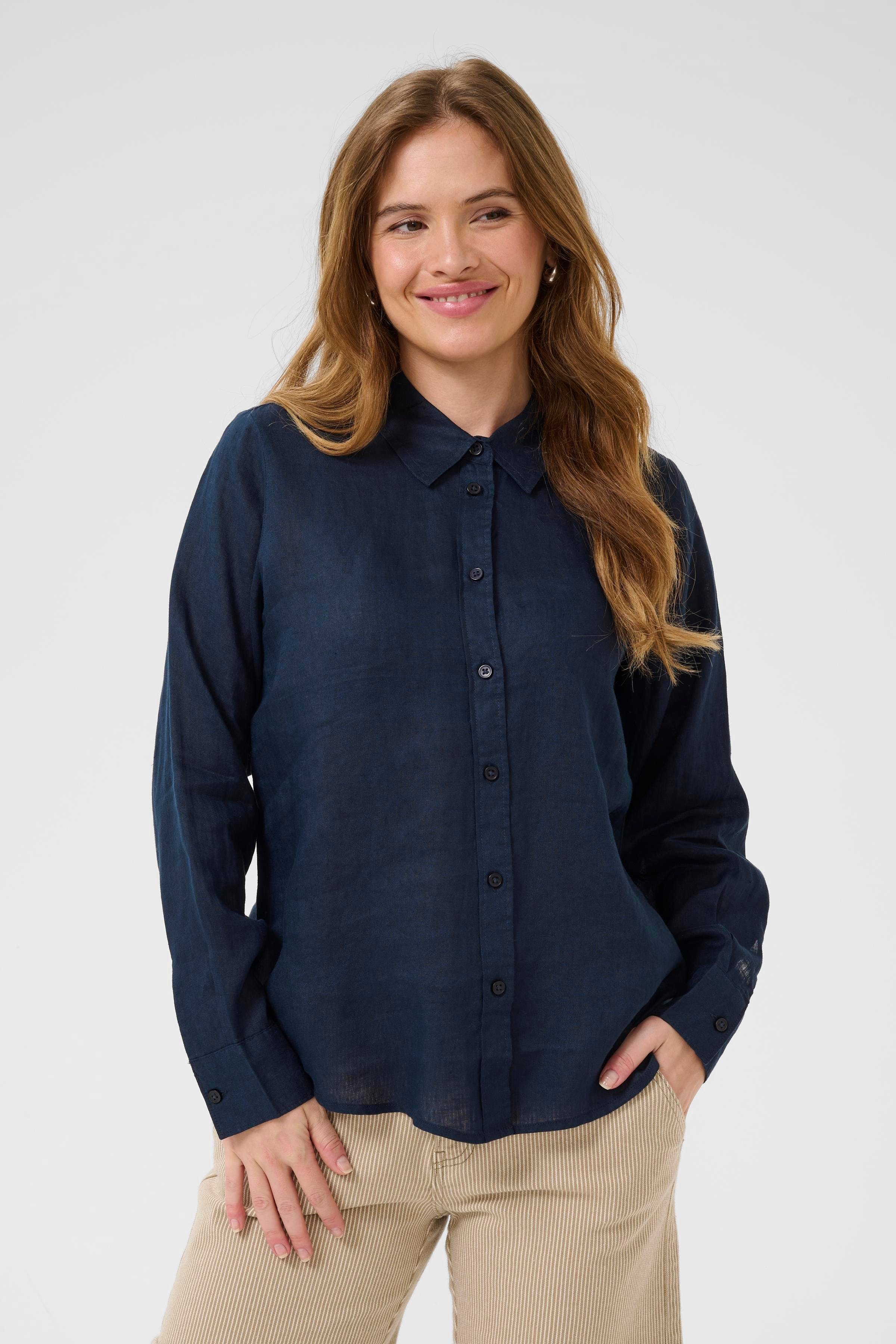 CUnyssa 100% Linnen Shirt LOOKBOOK FRONT 50111694-194011