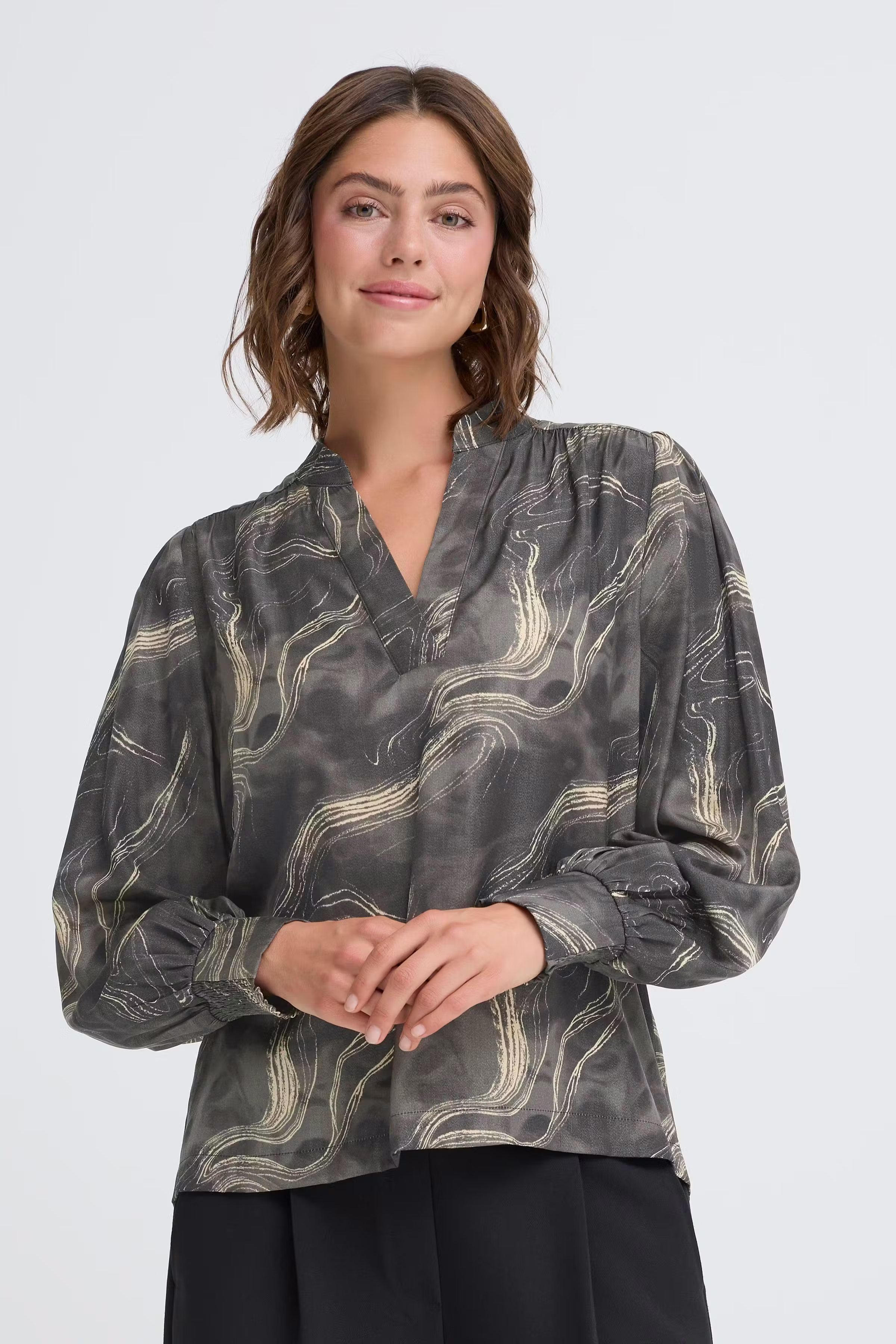 FRHATTI Bluse LOOKBOOK FRONT 20617221-900003050