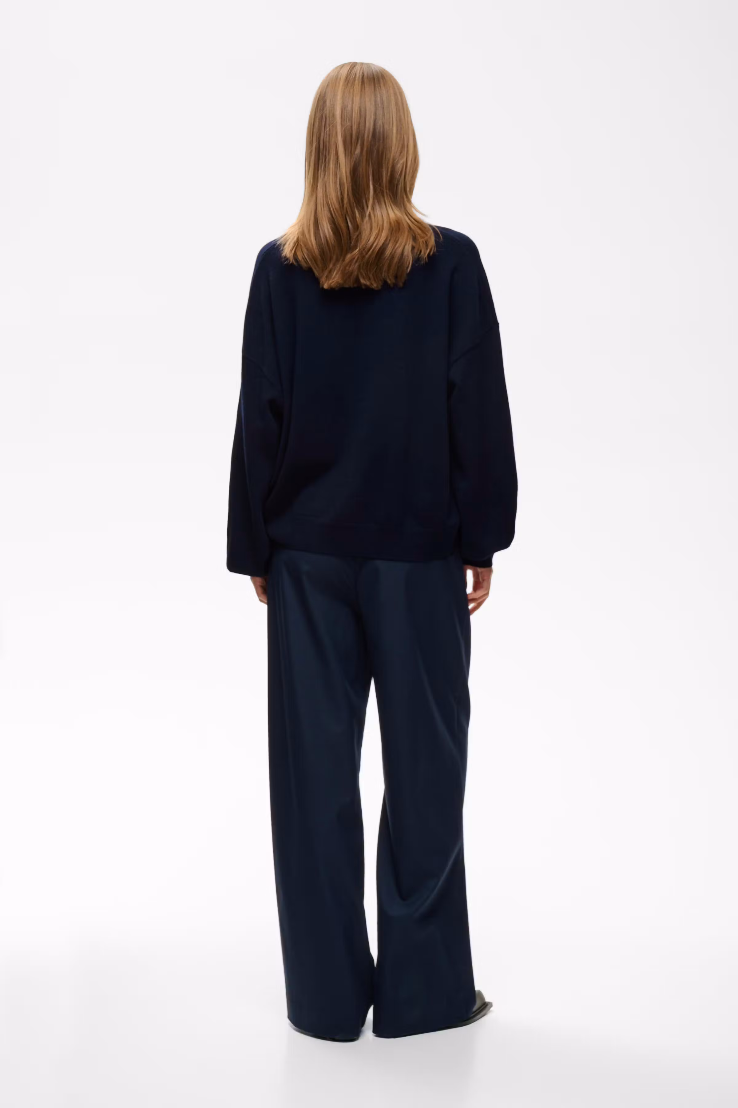 GZmanzi Pullover LOOKBOOK BACK 10911815-193922