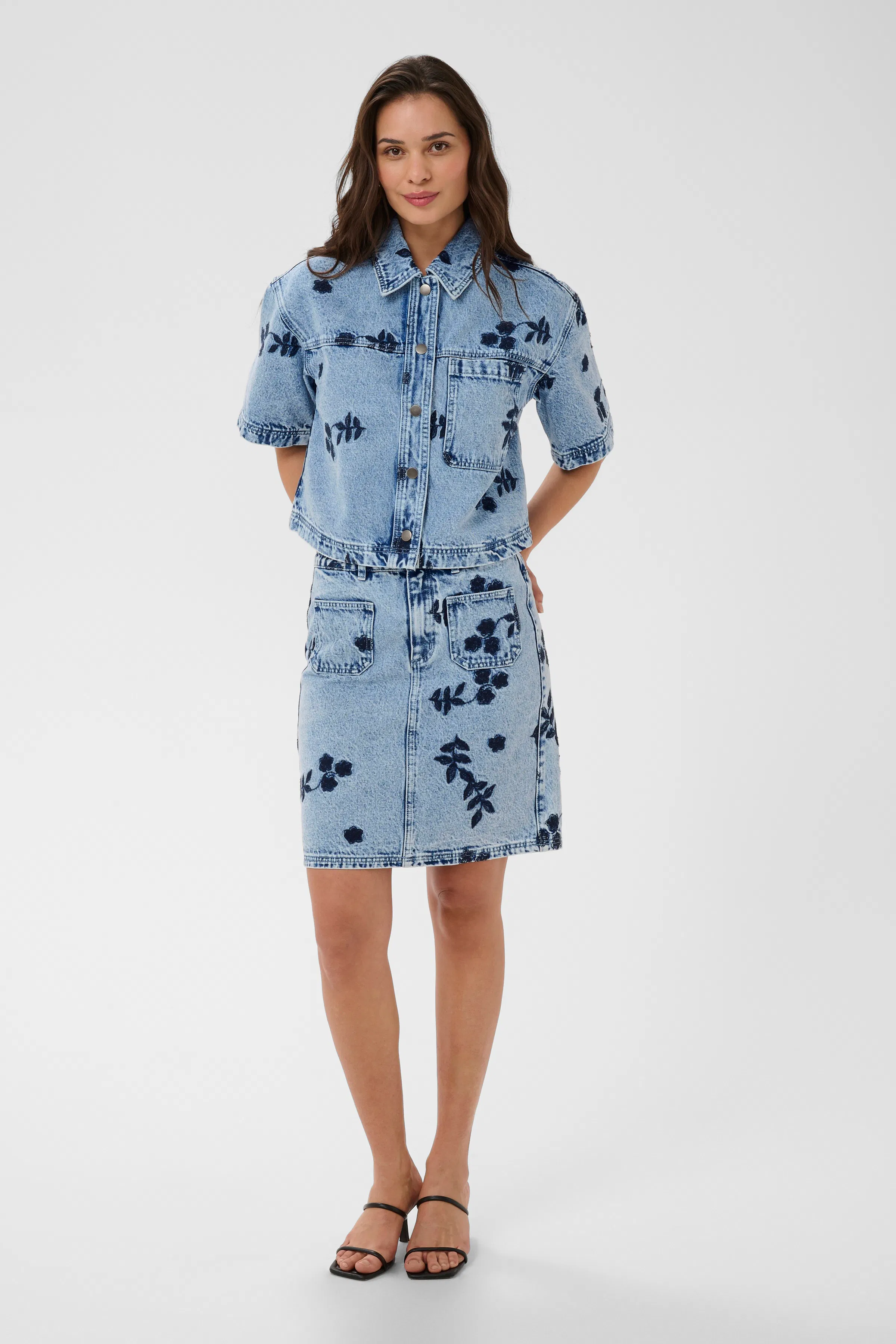 KAbabena Skjørt LOOKBOOK FRONT 10511551-109299