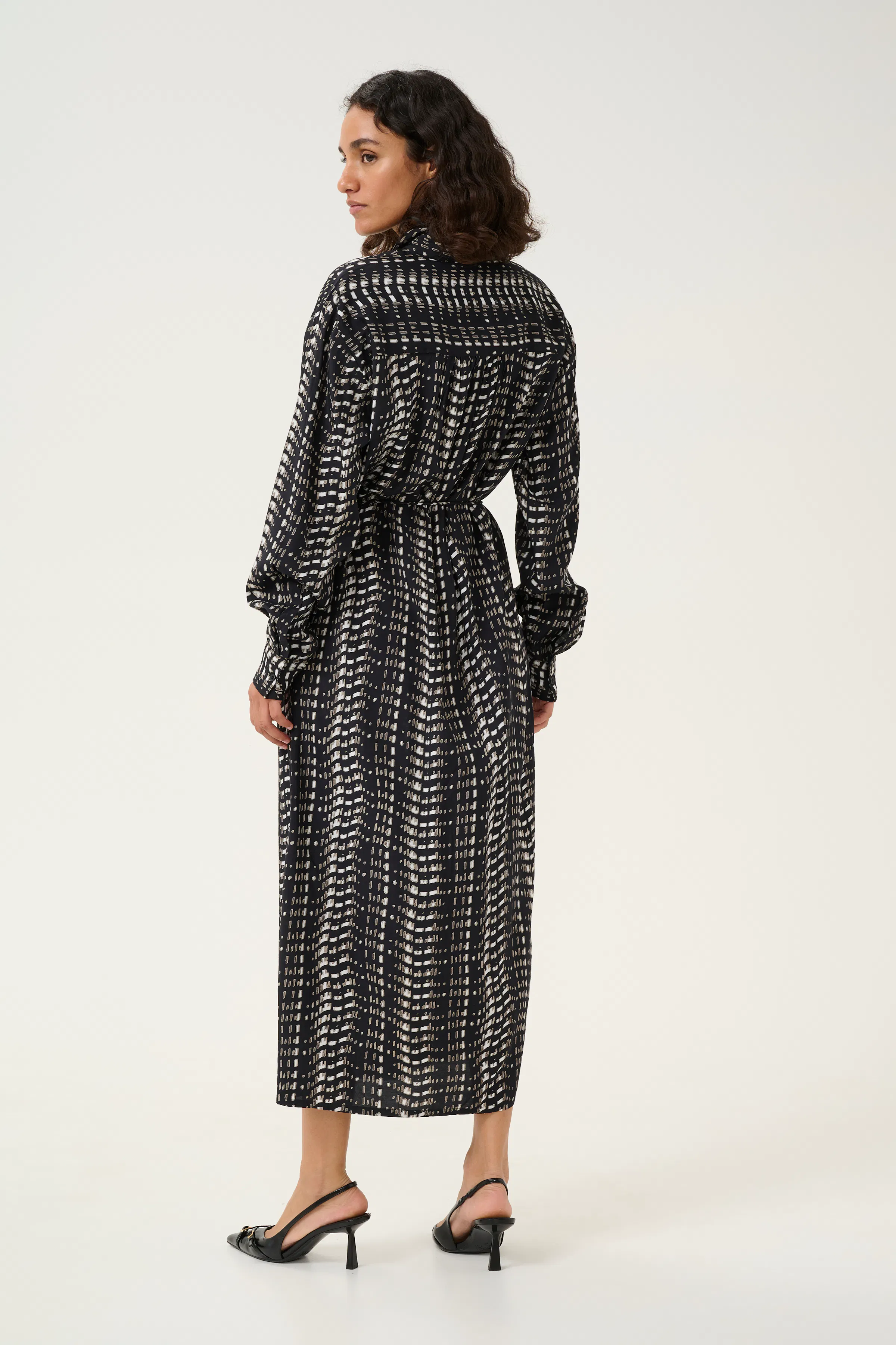 KAalice Kjole LOOKBOOK BACK 10509401-106972