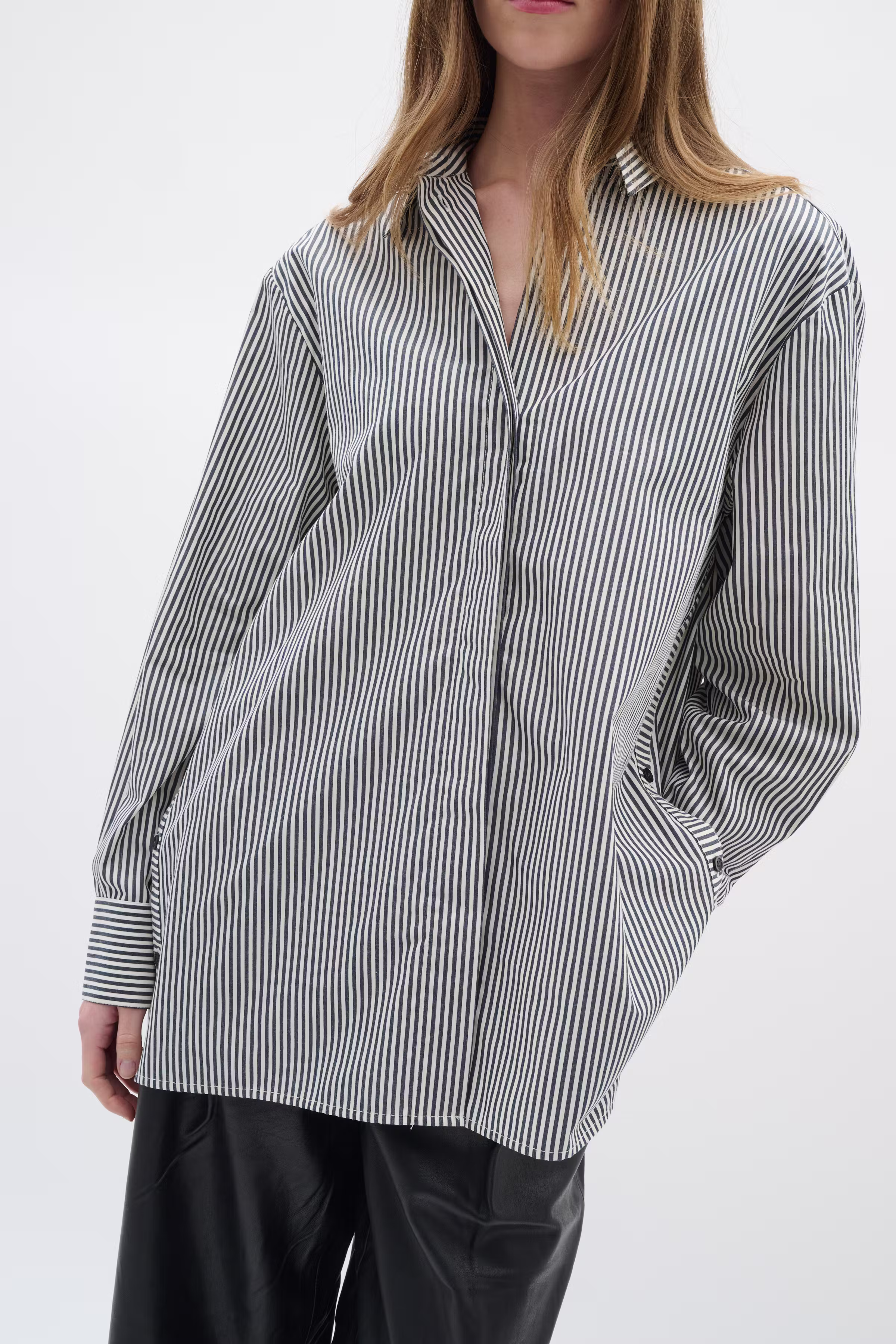 NataljaIW Skjorte LOOKBOOK FRONT 30111016-300667