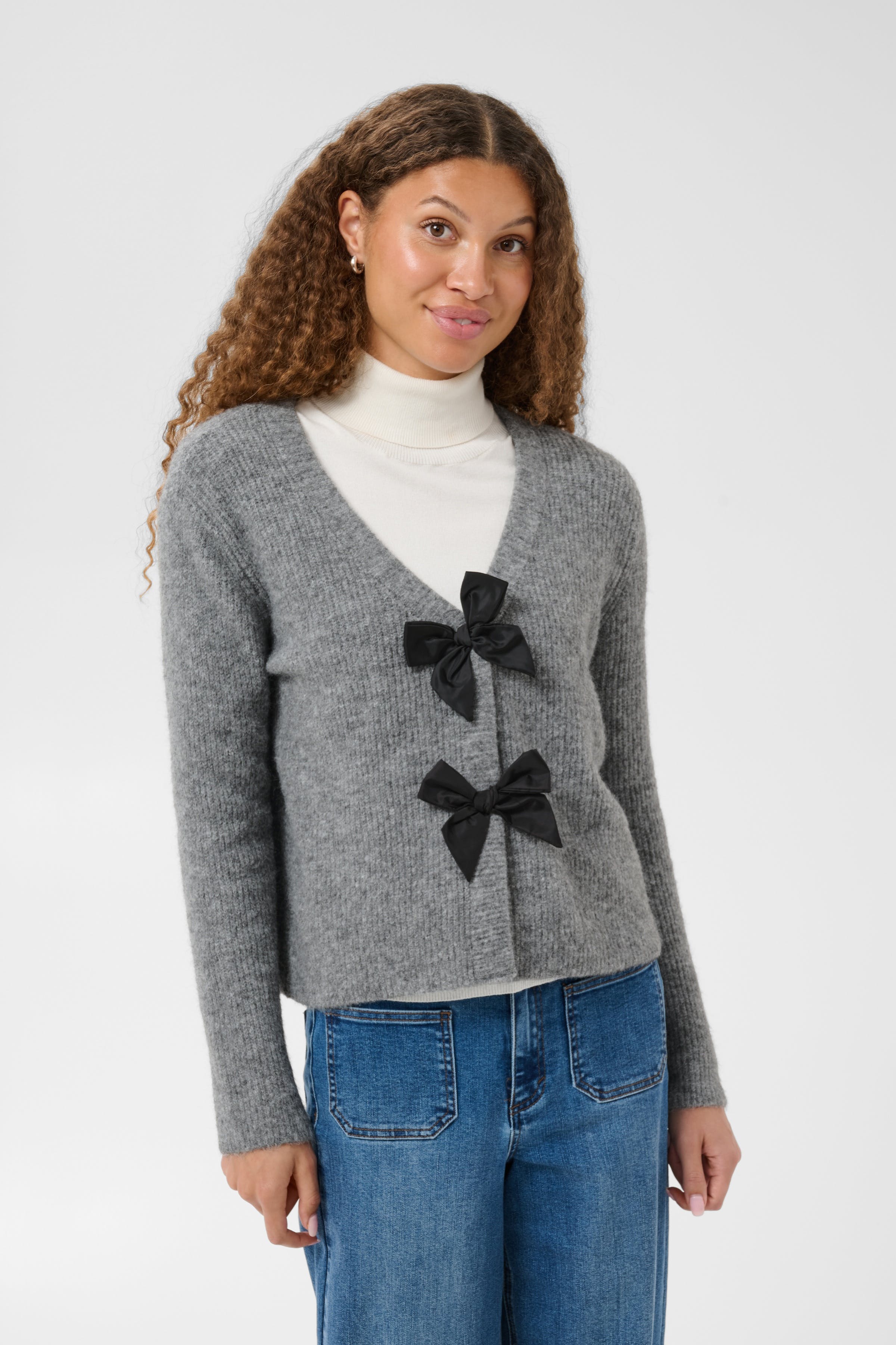 KAmay Cardigan LOOKBOOK FRONT 10512496-100123