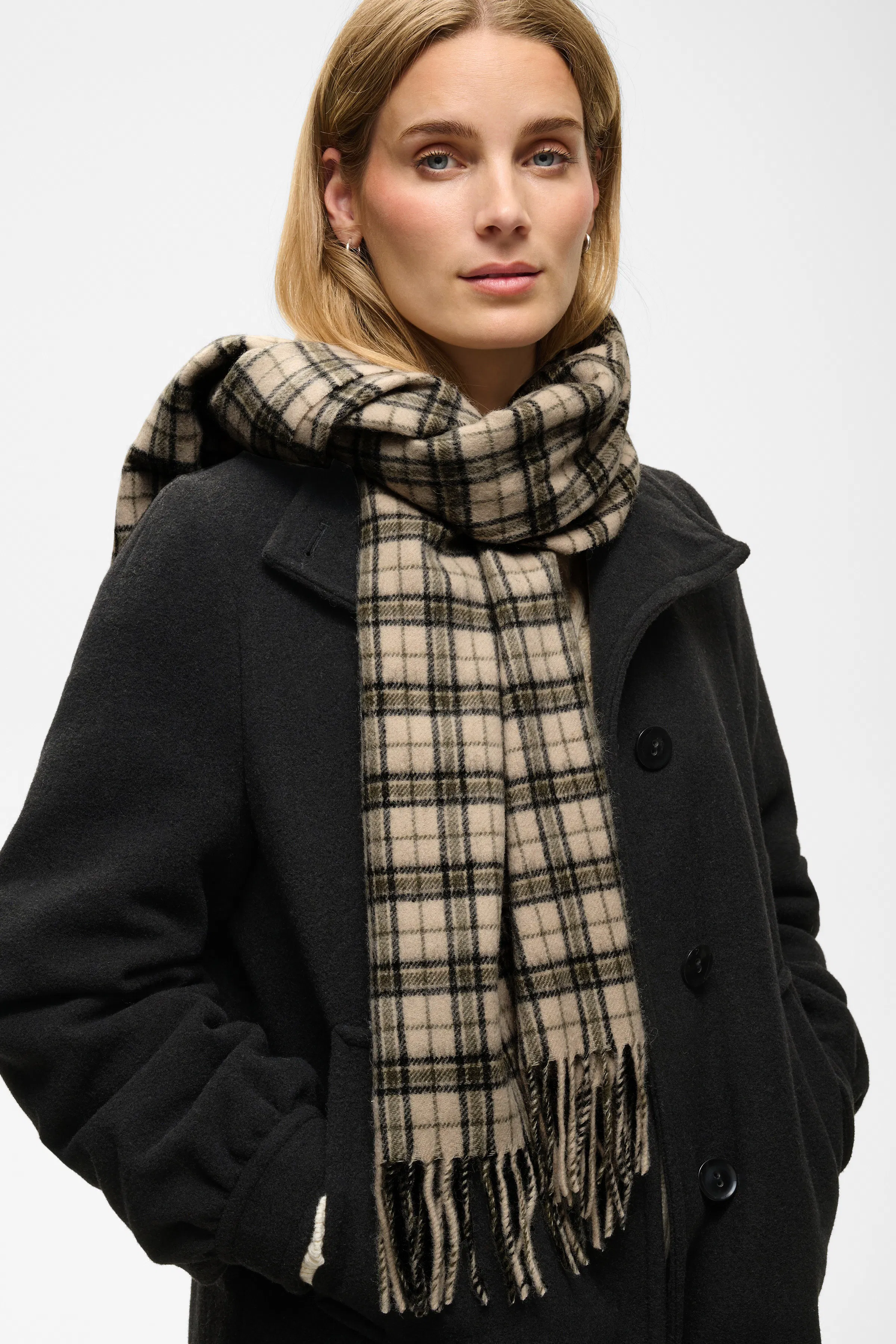 KithaPW Skjerf LOOKBOOK DETAIL 30308757-305347