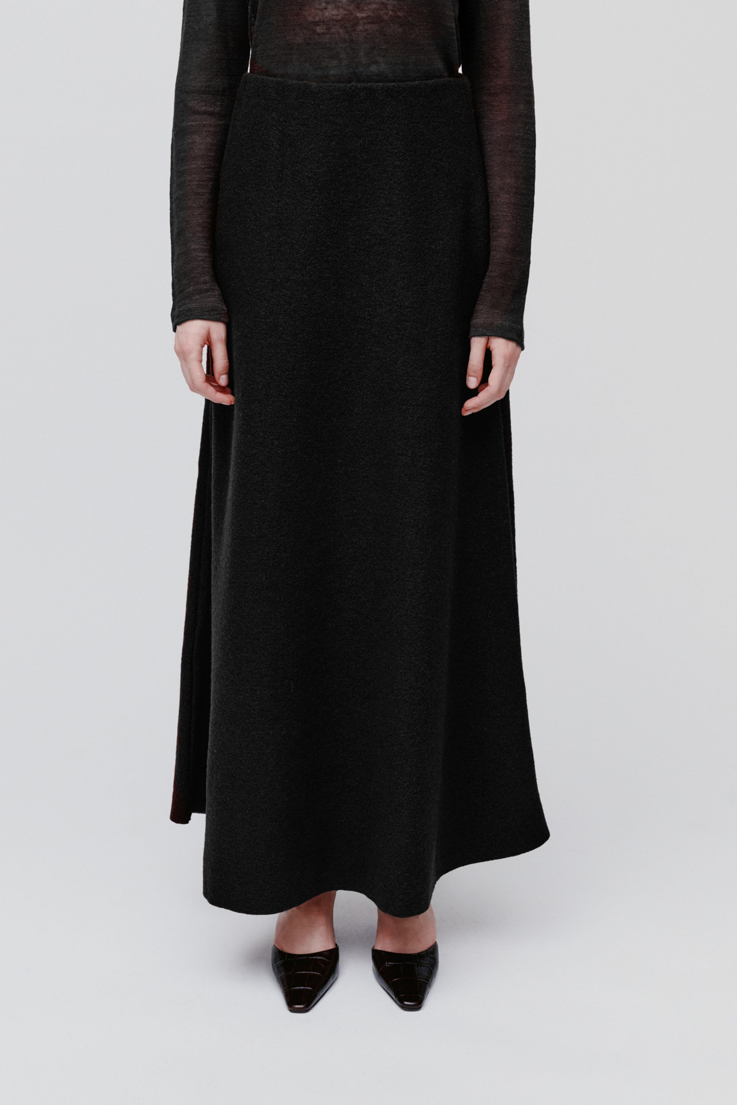 SABRINA Rock LOOKBOOK FRONT 30600650-BK999