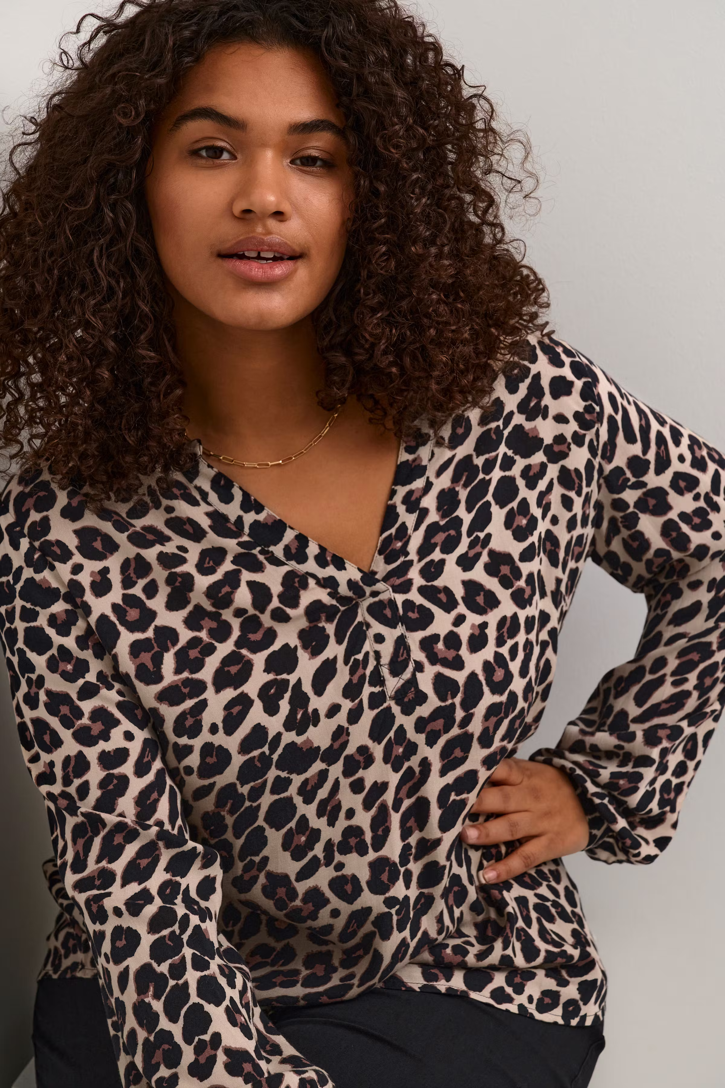 KCmirta Leopard Blouse LOOKBOOK DETAIL 10581677-104451