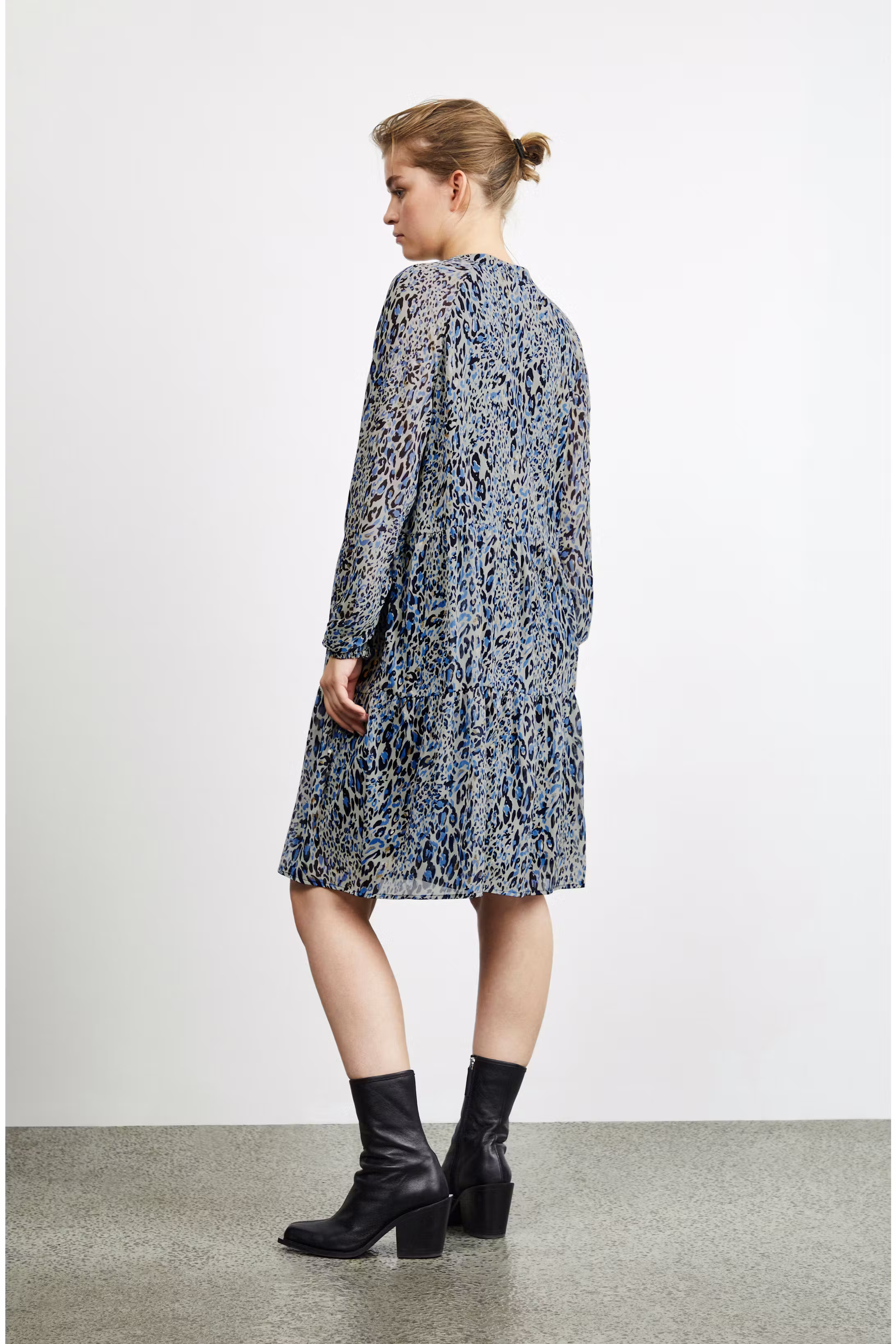 Klänning LOOKBOOK BACK 20119372-201933