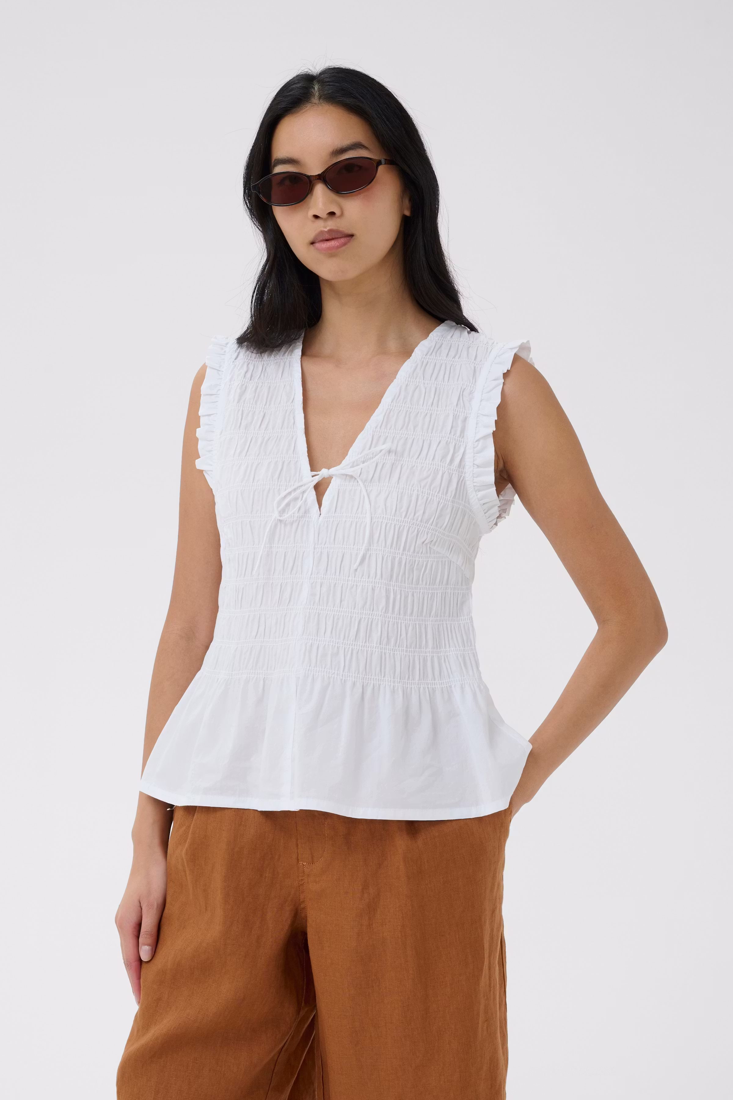 BorgnyPW Top LOOKBOOK FRONT 30310546-110601