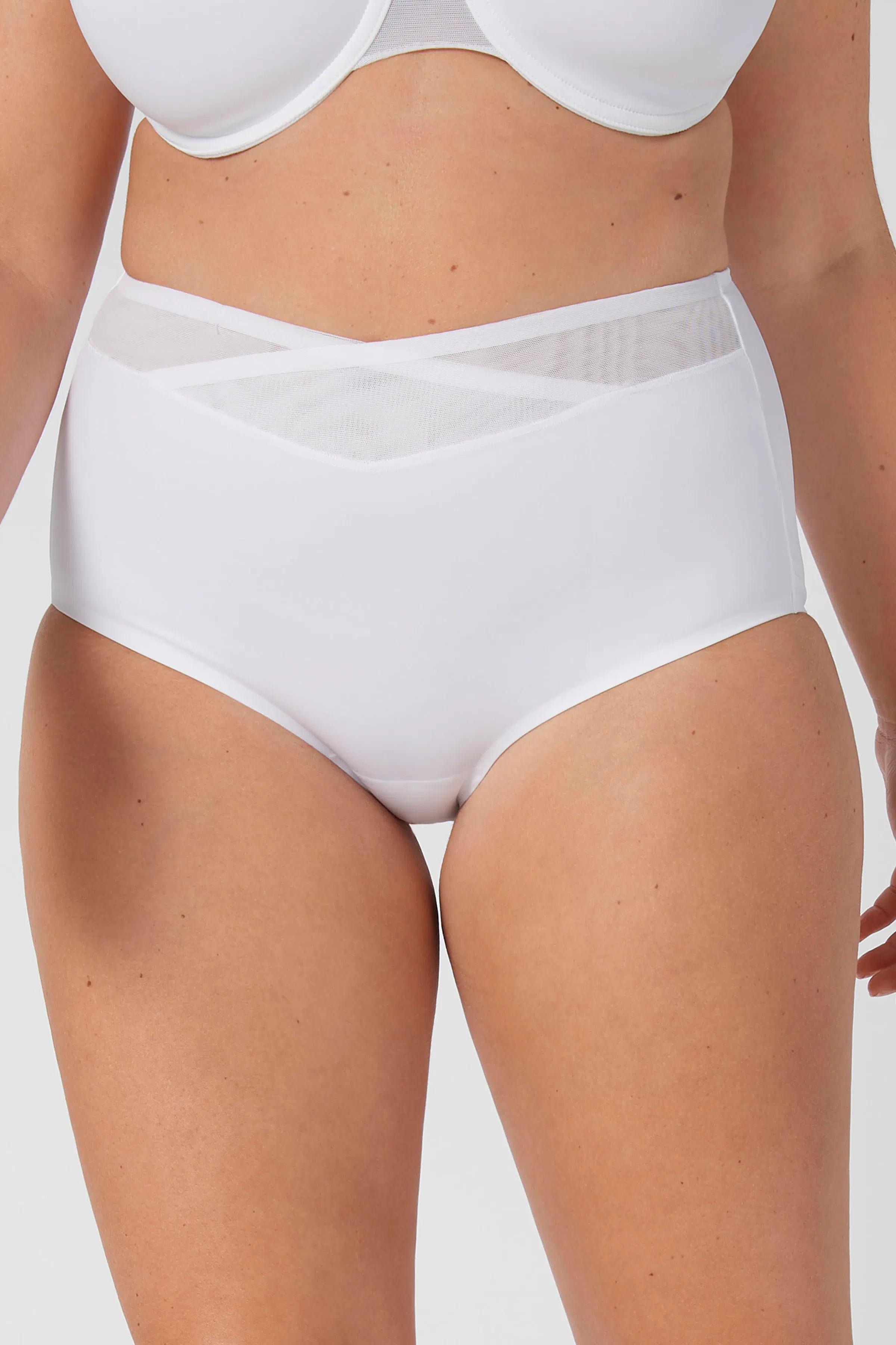 TrueShape Panties LOOKBOOK FRONT 40500037-T3