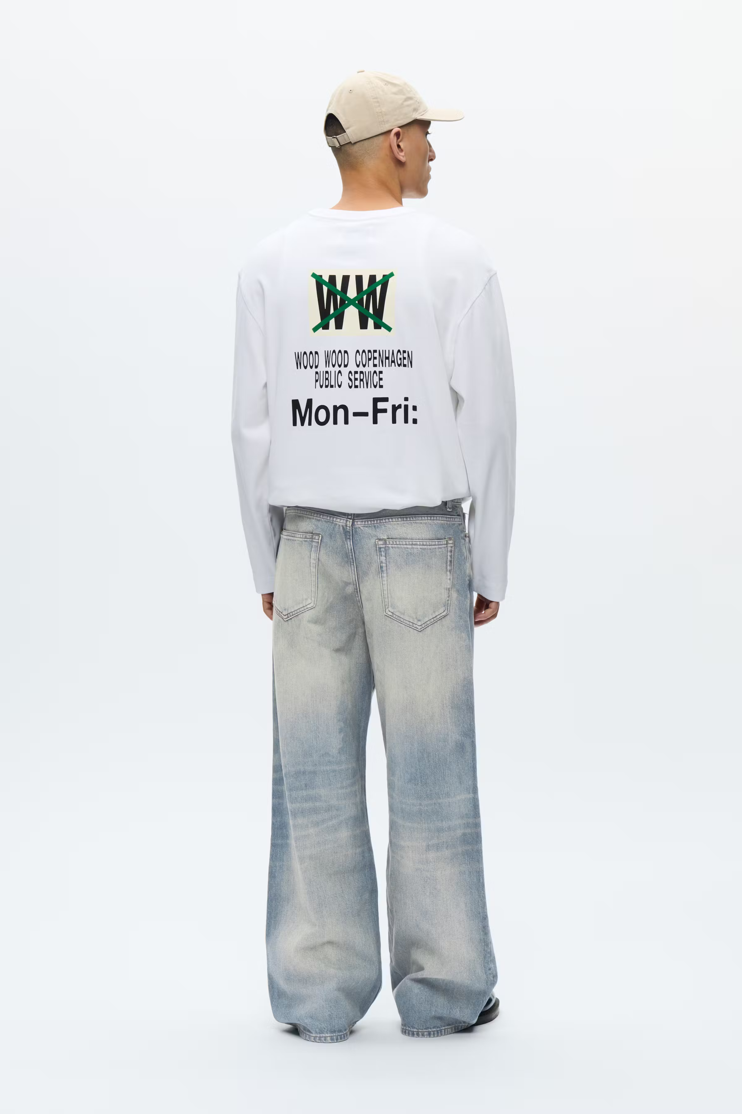 WWType 3 Jeans LOOKBOOK BACK 30251976-304678