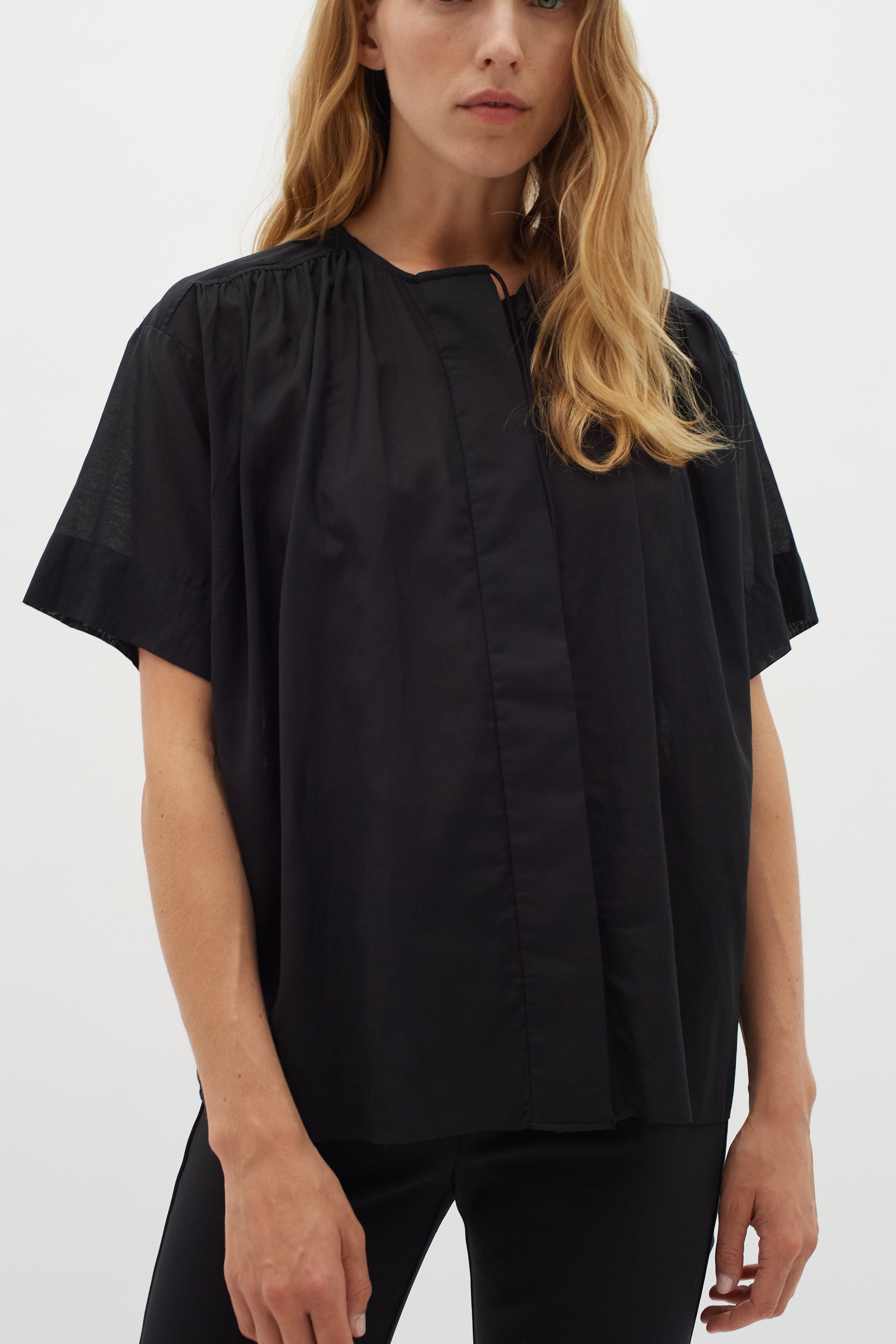 BalwinaIW Skjorta LOOKBOOK DETAIL 30109441-194008