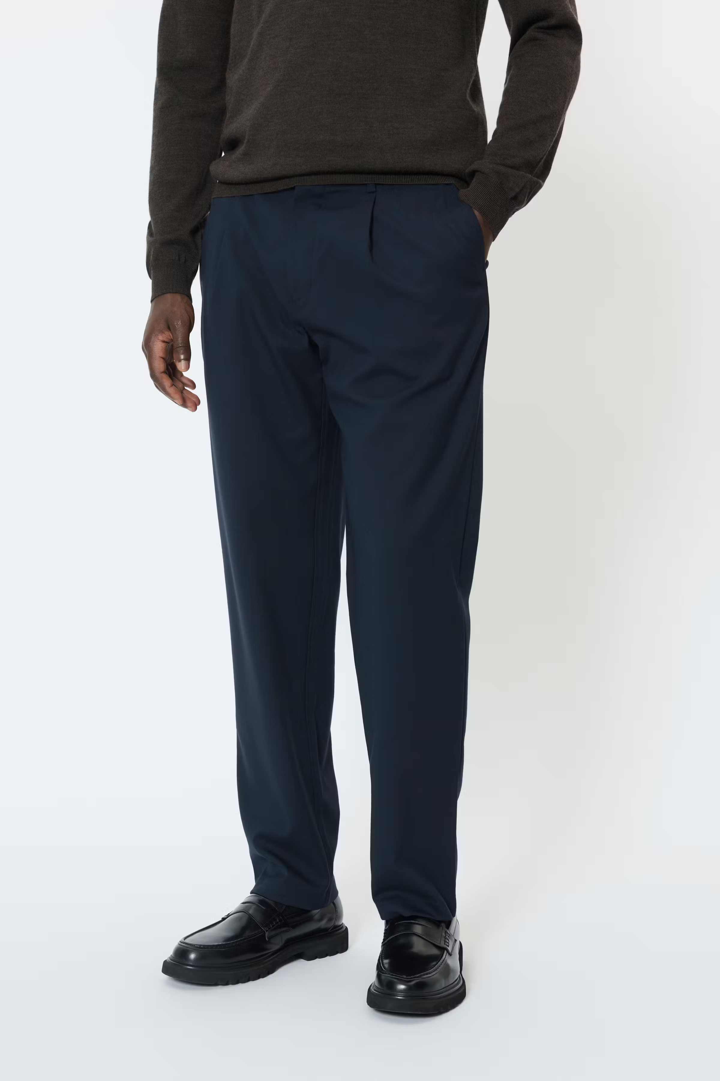 MAhart Trousers LOOKBOOK FRONT 30208992-194011