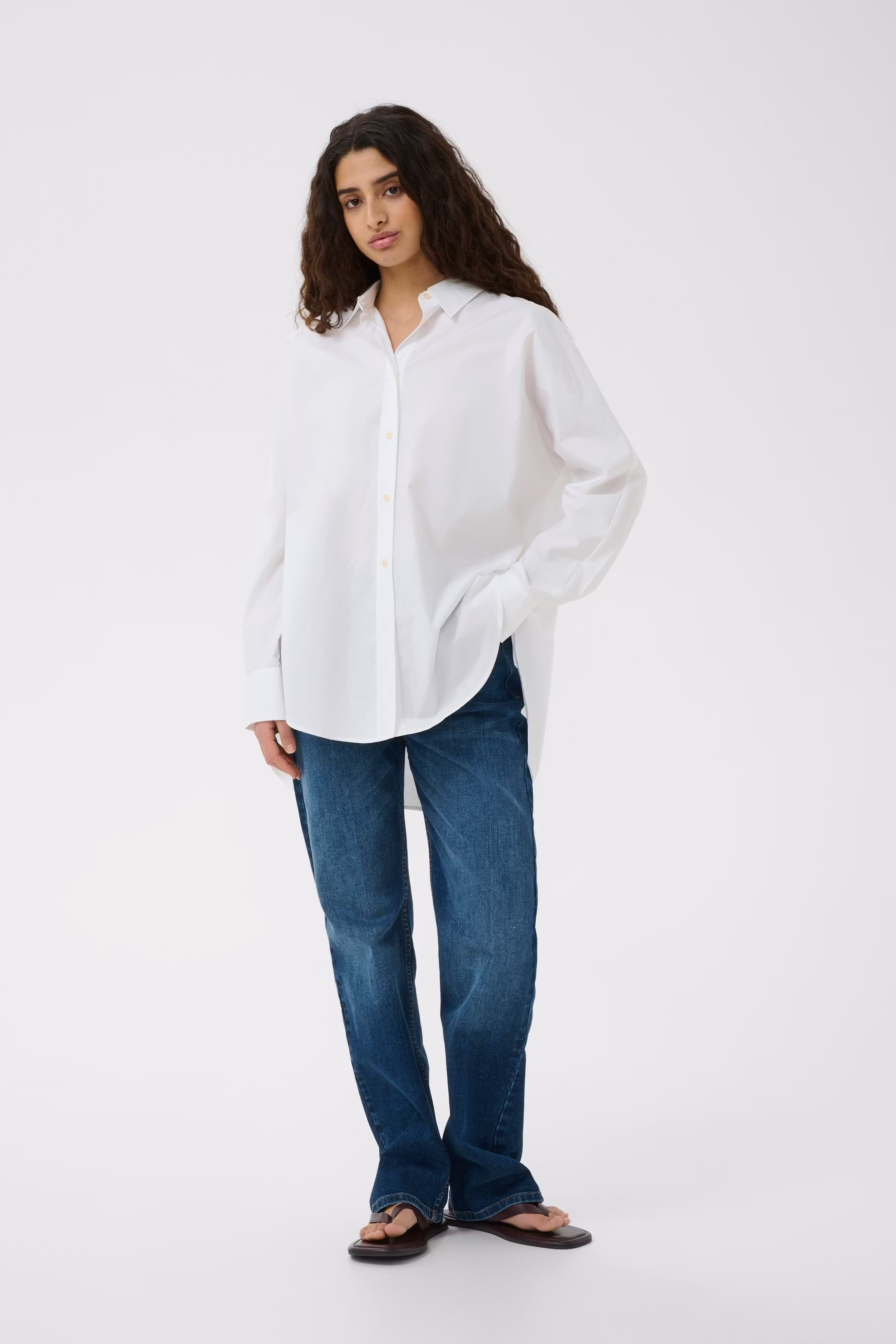LELOIW Oversize Poplin Skjorte LOOKBOOK FRONT 30112345-300001
