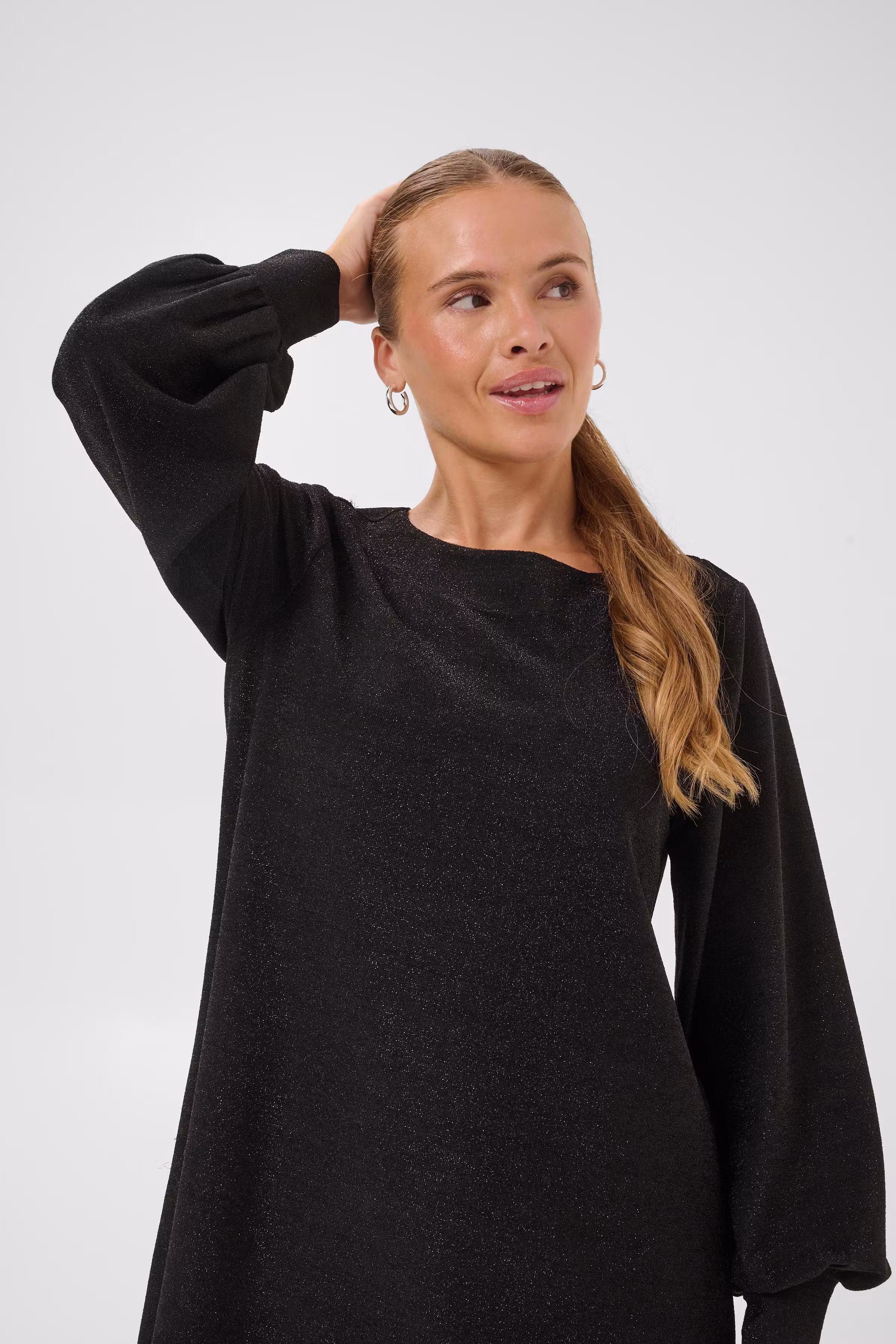 KArebecca Kjole LOOKBOOK DETAIL 10512345-100286