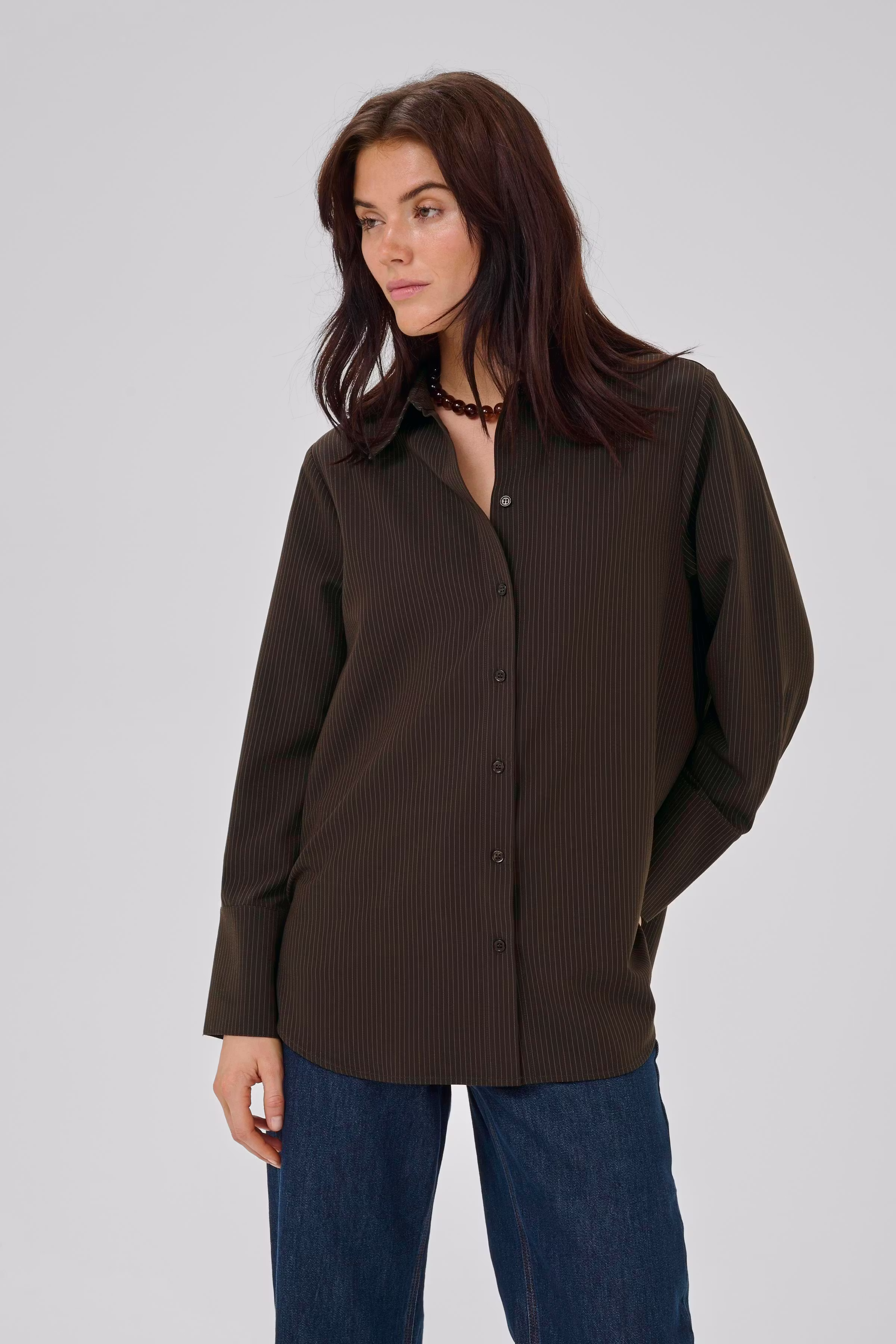 VittaMW Shirt LOOKBOOK FRONT 10705001-108252