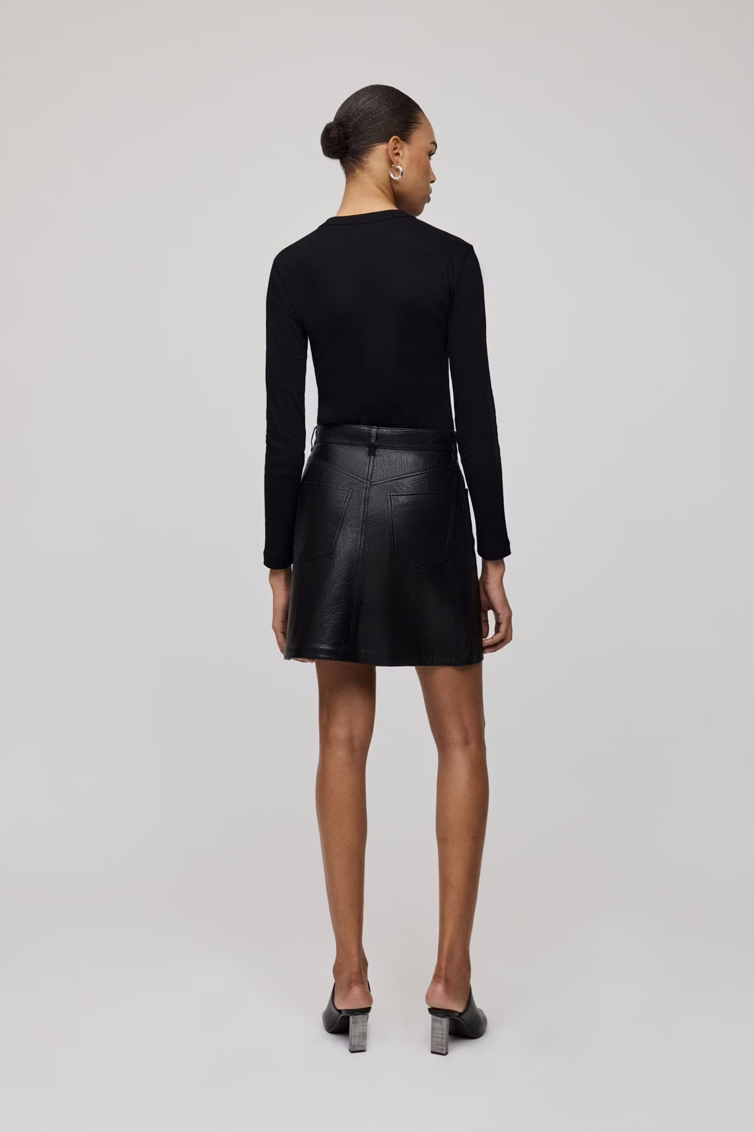 LILOU Rok LOOKBOOK BACK 30600723-BK999