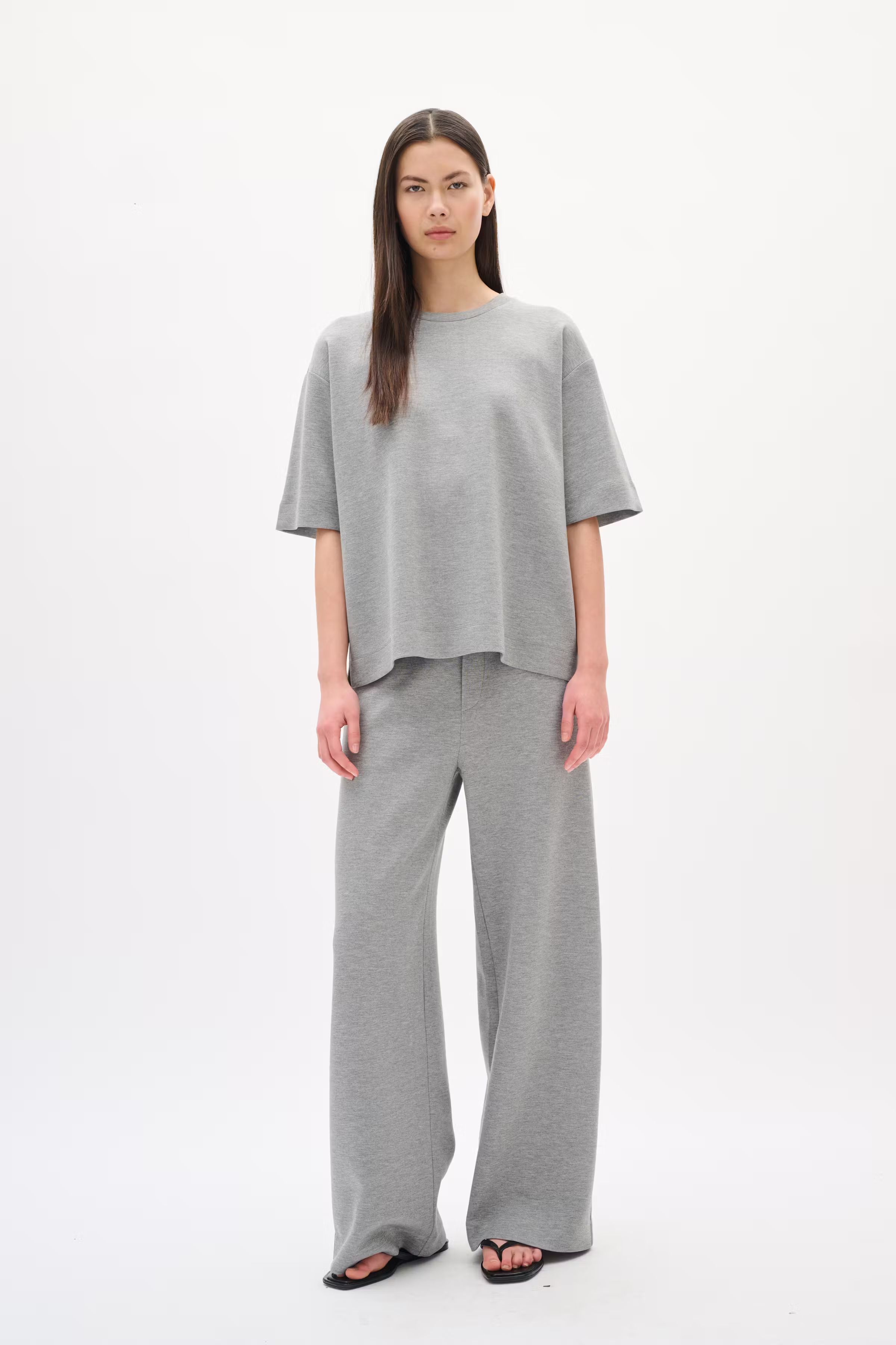 PannieIW T-shirt LOOKBOOK FRONT 30110826-301744