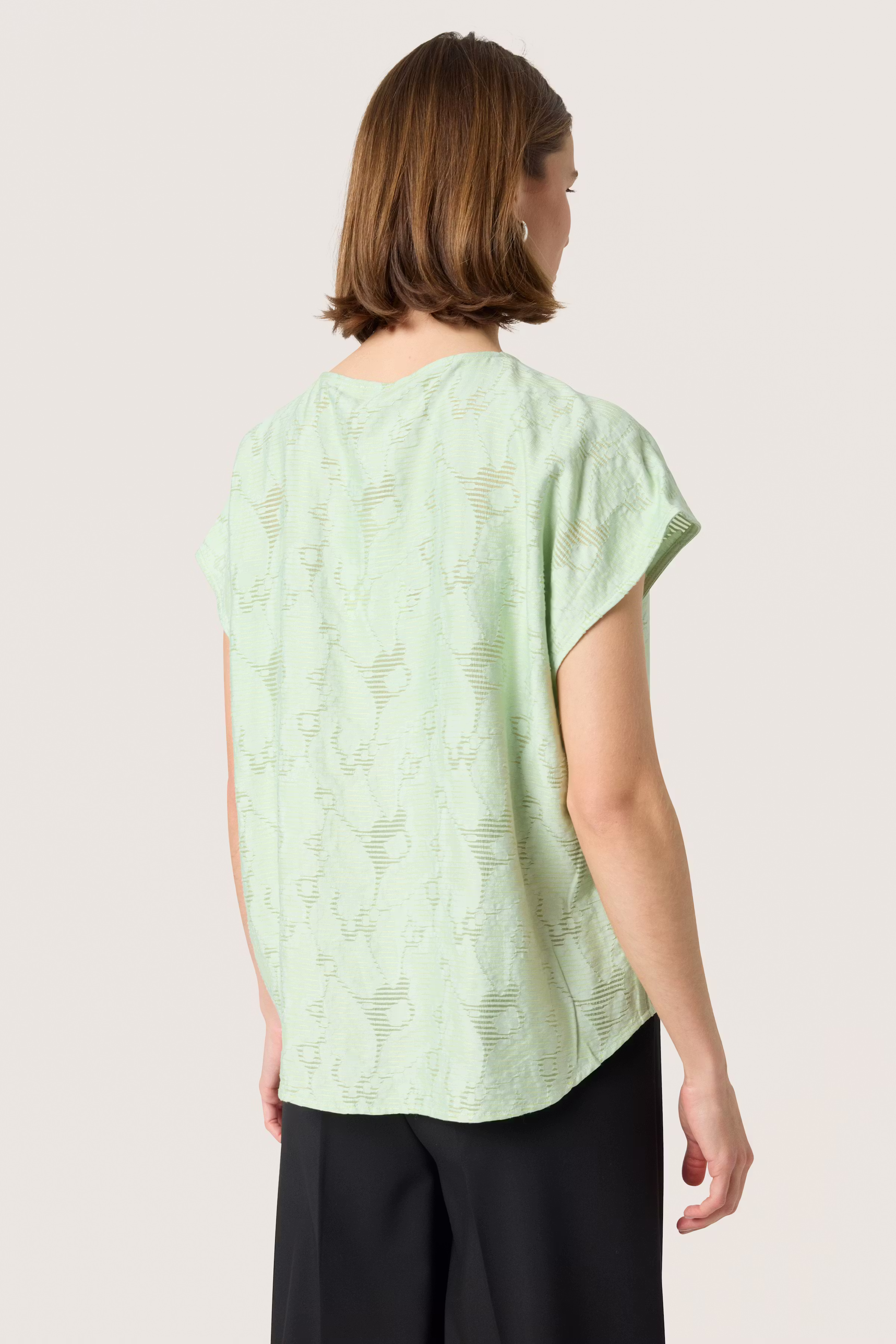 SLAmelina Bluse LOOKBOOK BACK 30408458-156315