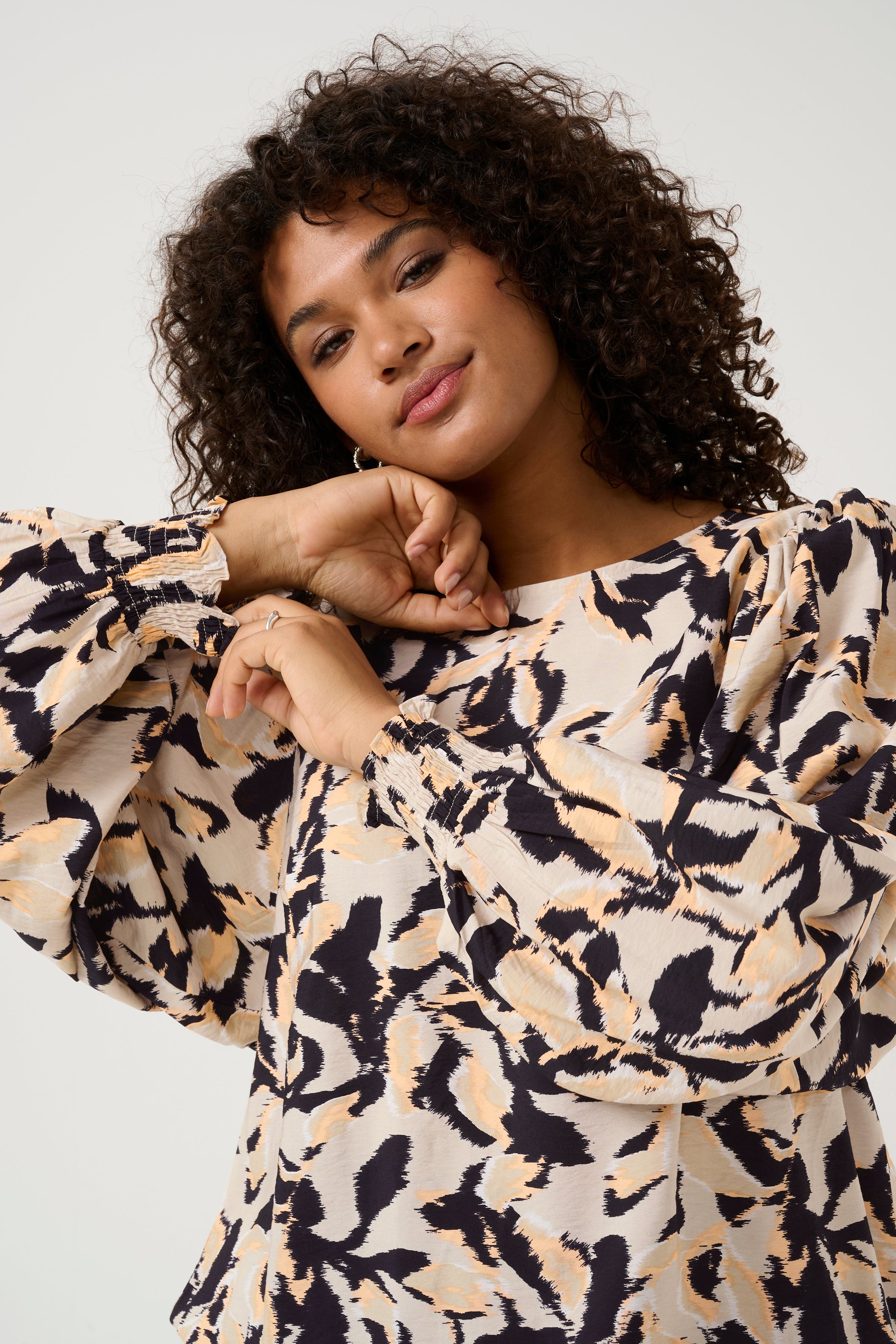 KCpaca Bluse LOOKBOOK DETAIL 10583089-107096