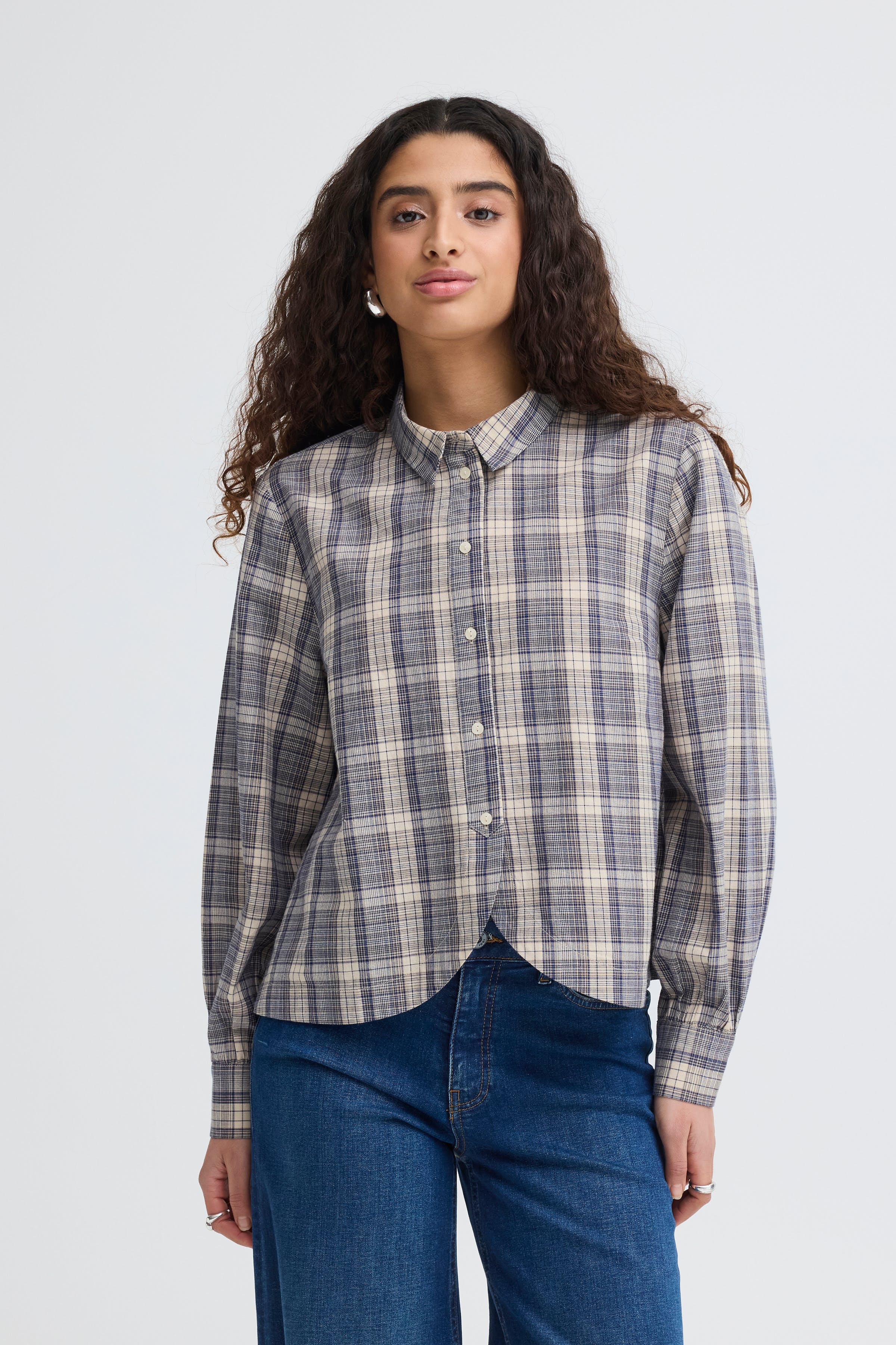 IHCIRA Bluse LOOKBOOK FRONT 20125094-900007702