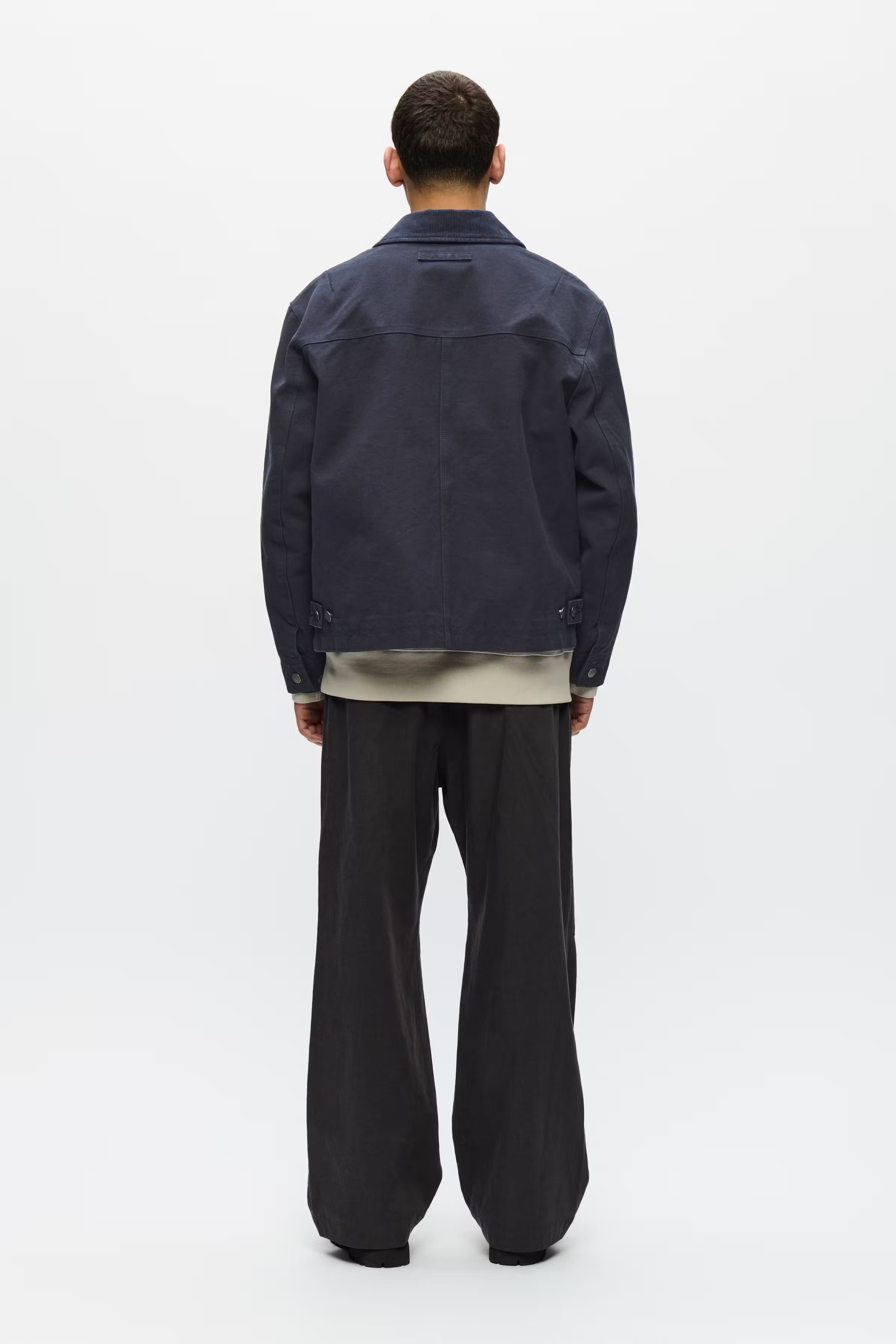 WWBo Jas LOOKBOOK BACK 30251514-194011