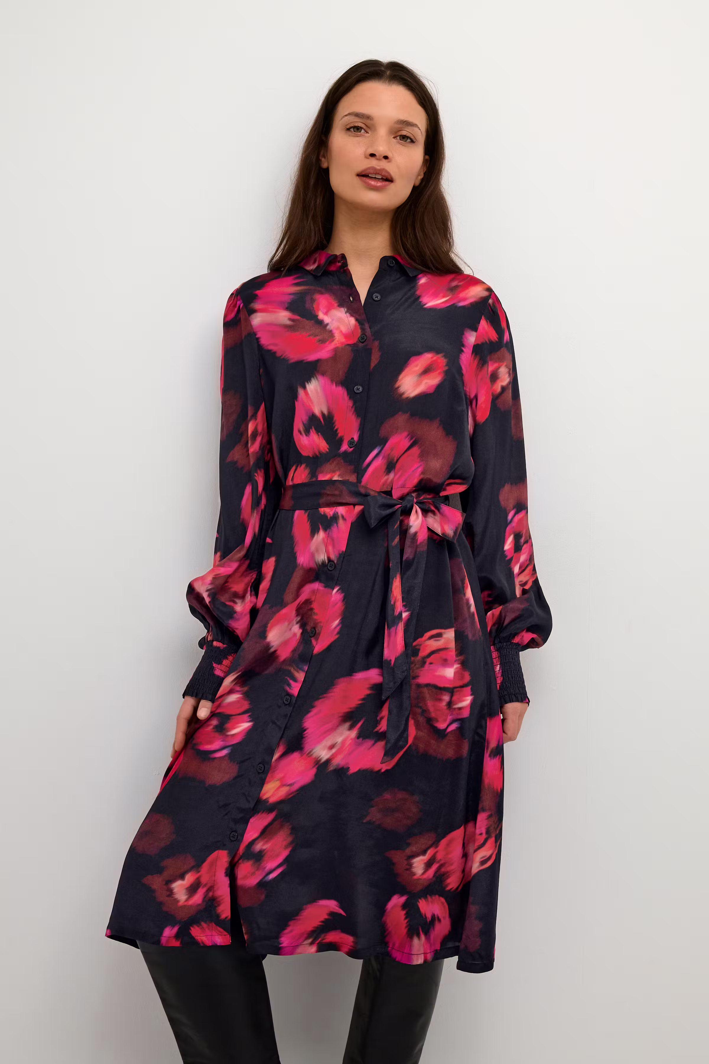 KAlouisa Dress LOOKBOOK FRONT 10508099-104991