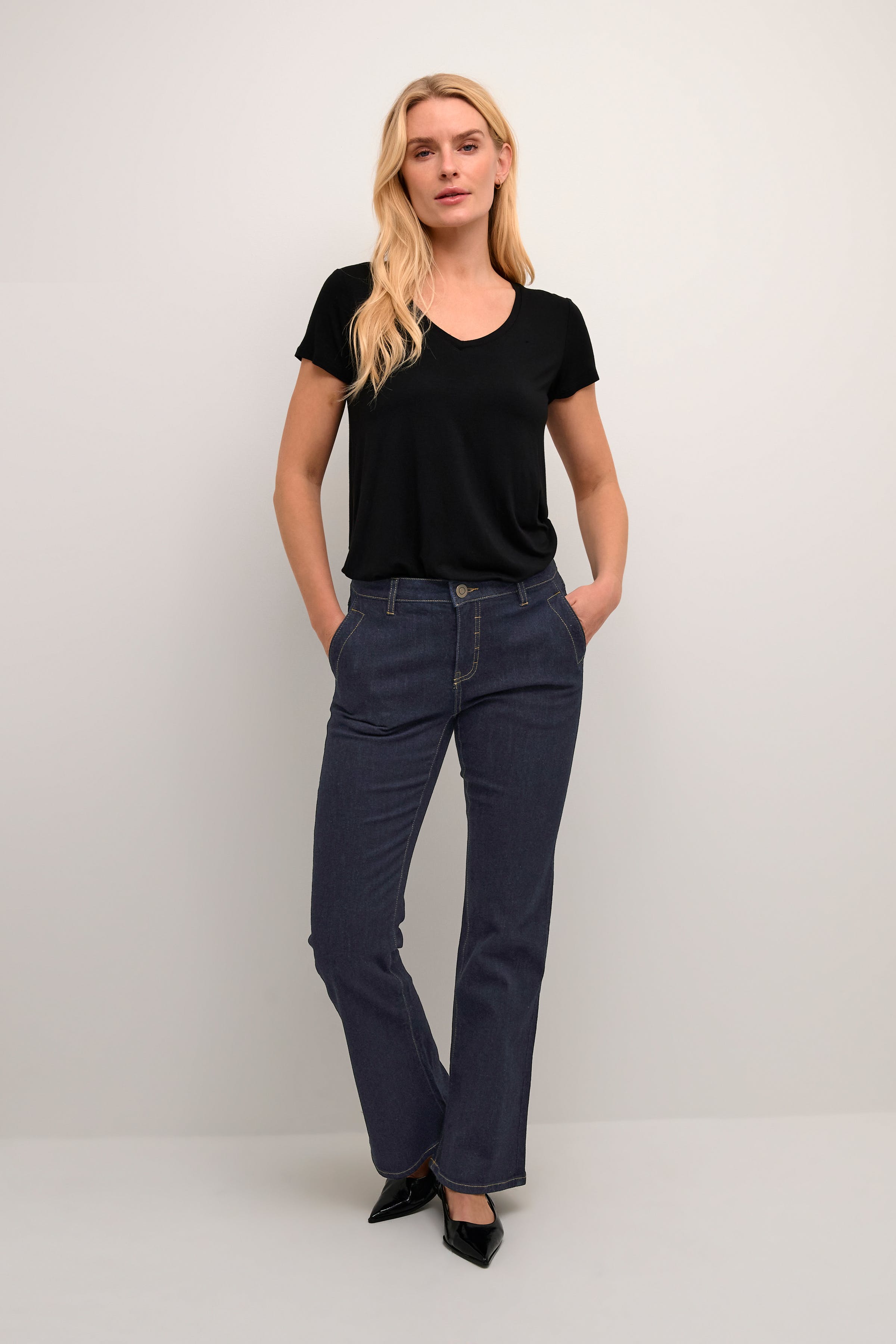 CUflara Jeans LOOKBOOK FRONT 50110856-500119