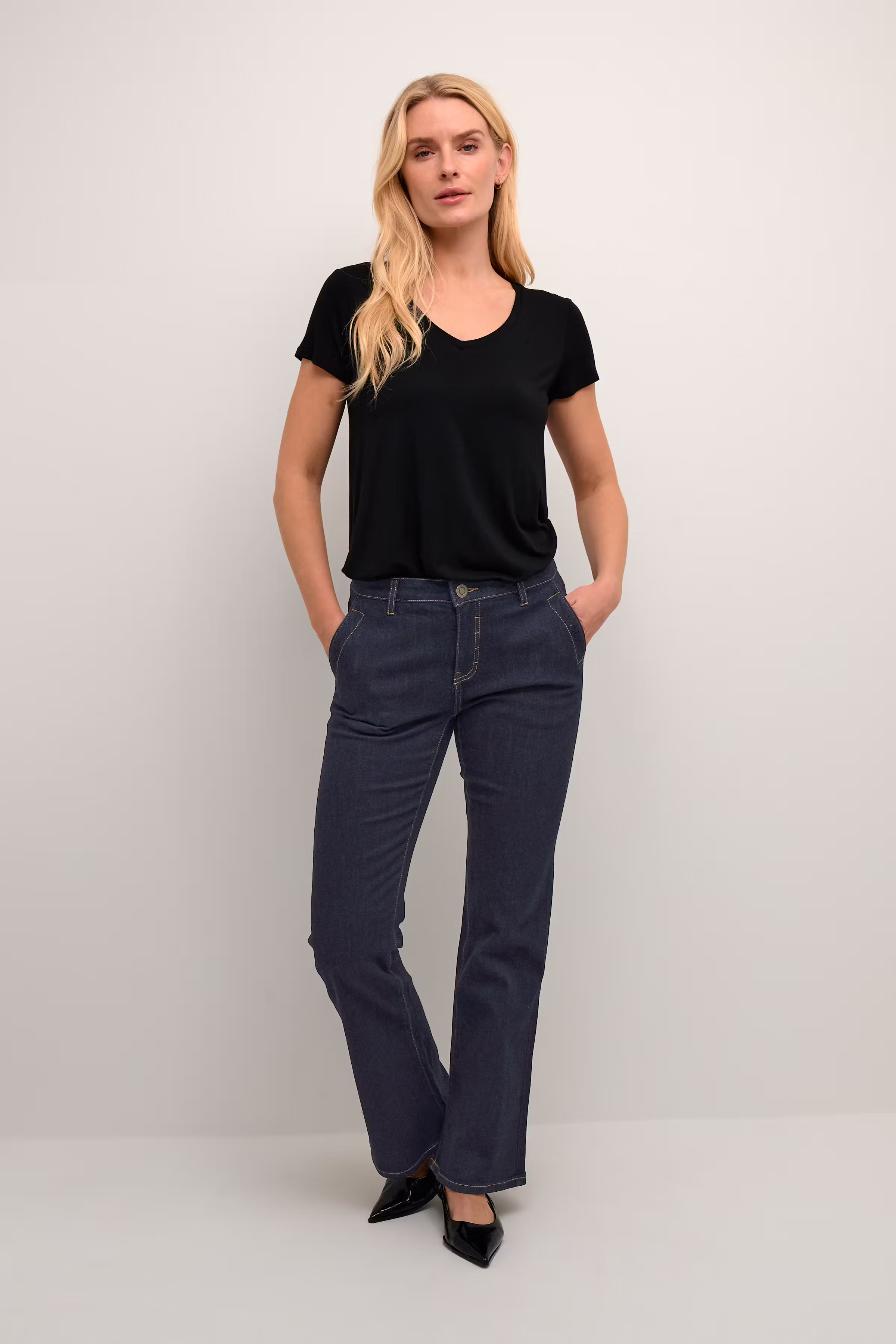 CUflara Jeans LOOKBOOK FRONT 50110856-500119