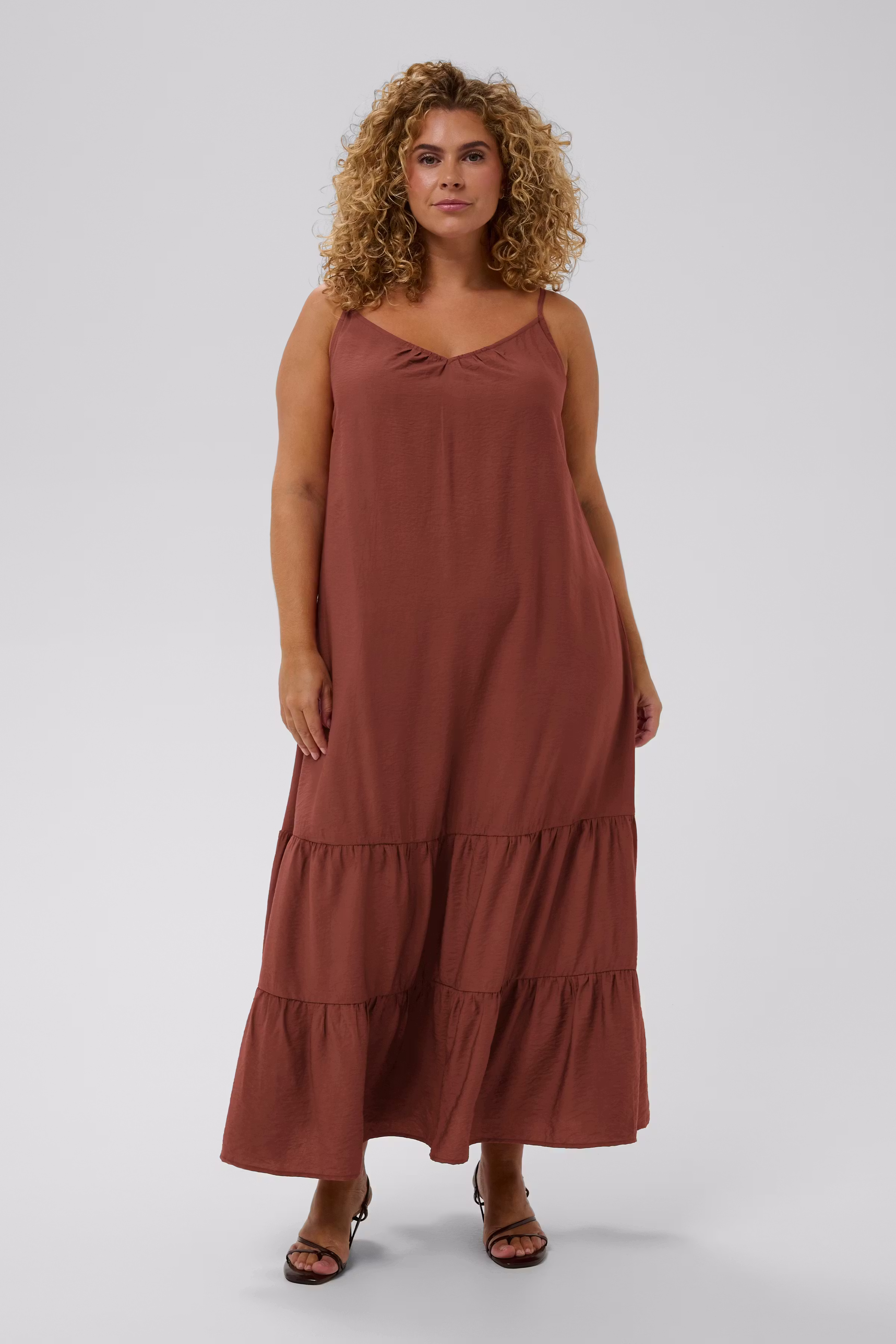 KCemilia Dress LOOKBOOK FRONT 10584150-191334