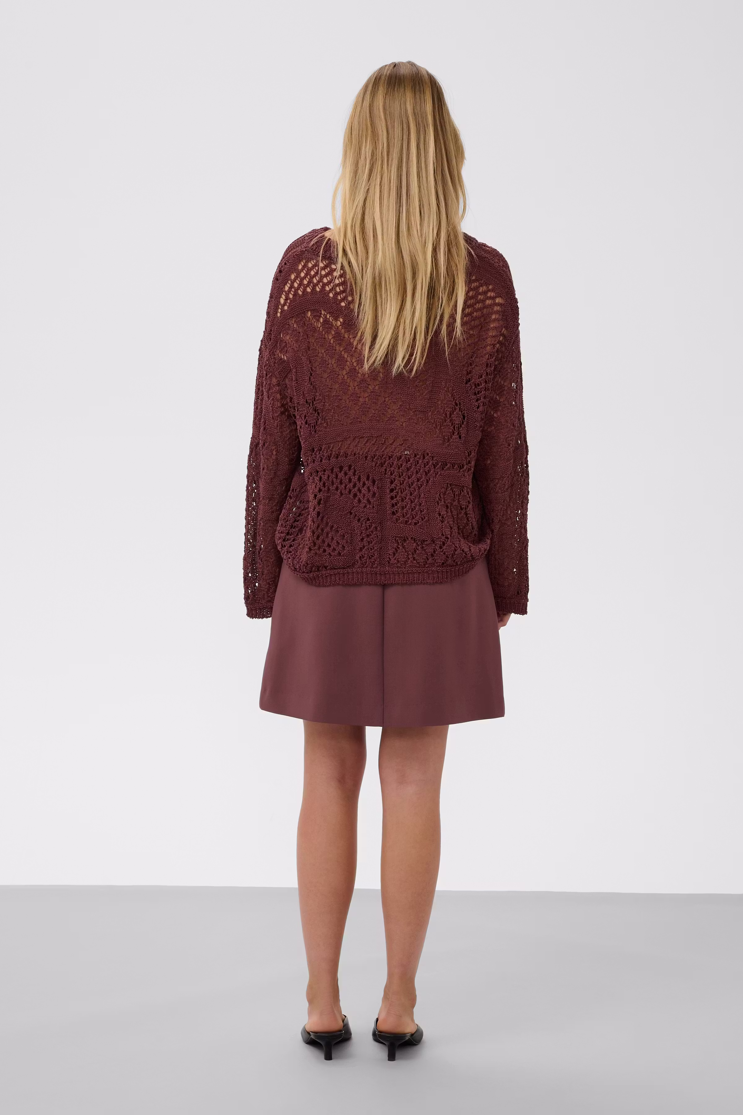 SLBarb Pullover LOOKBOOK BACK 30409302-191322