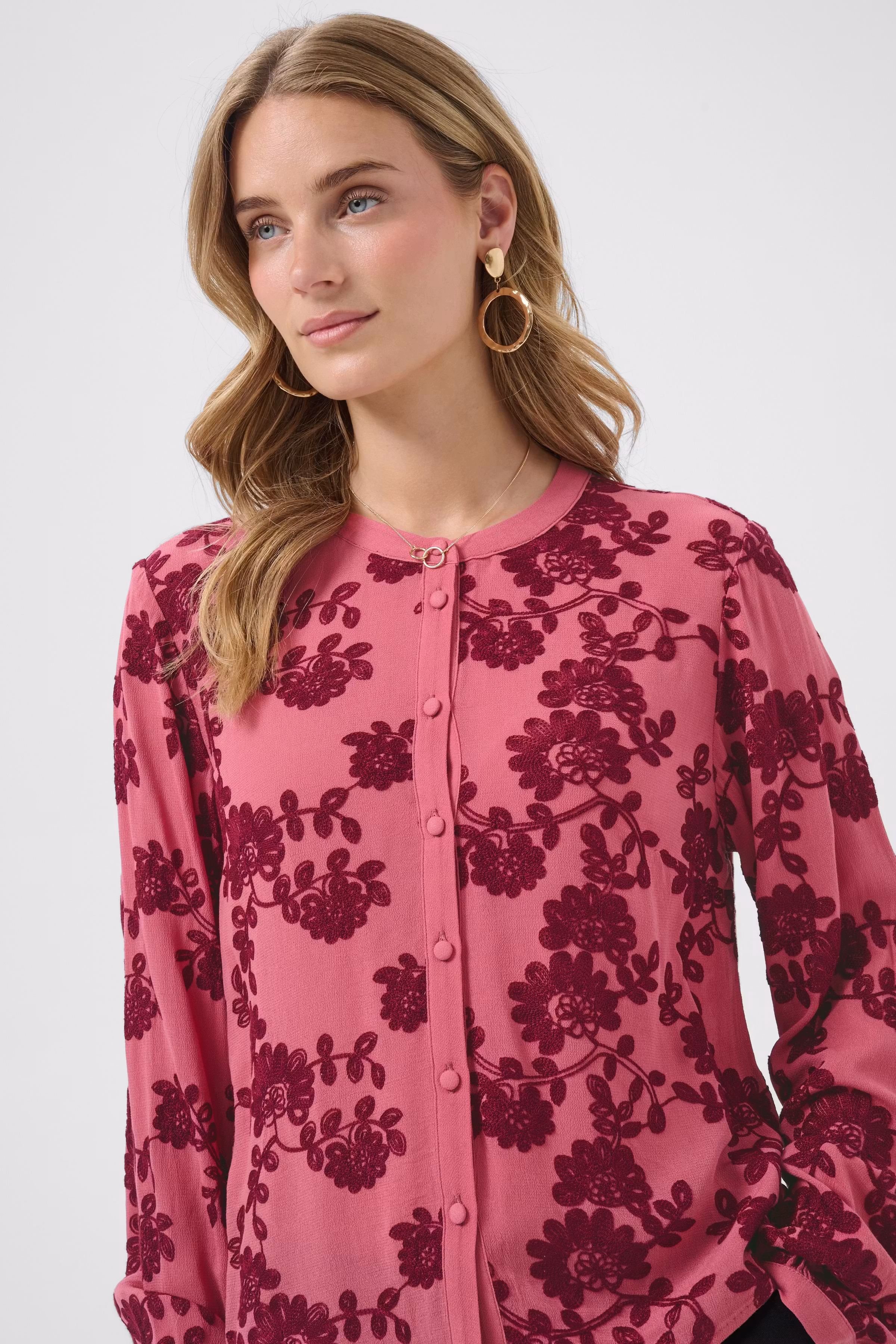 CRRuby Blouse LOOKBOOK DETAIL 10615333-109957