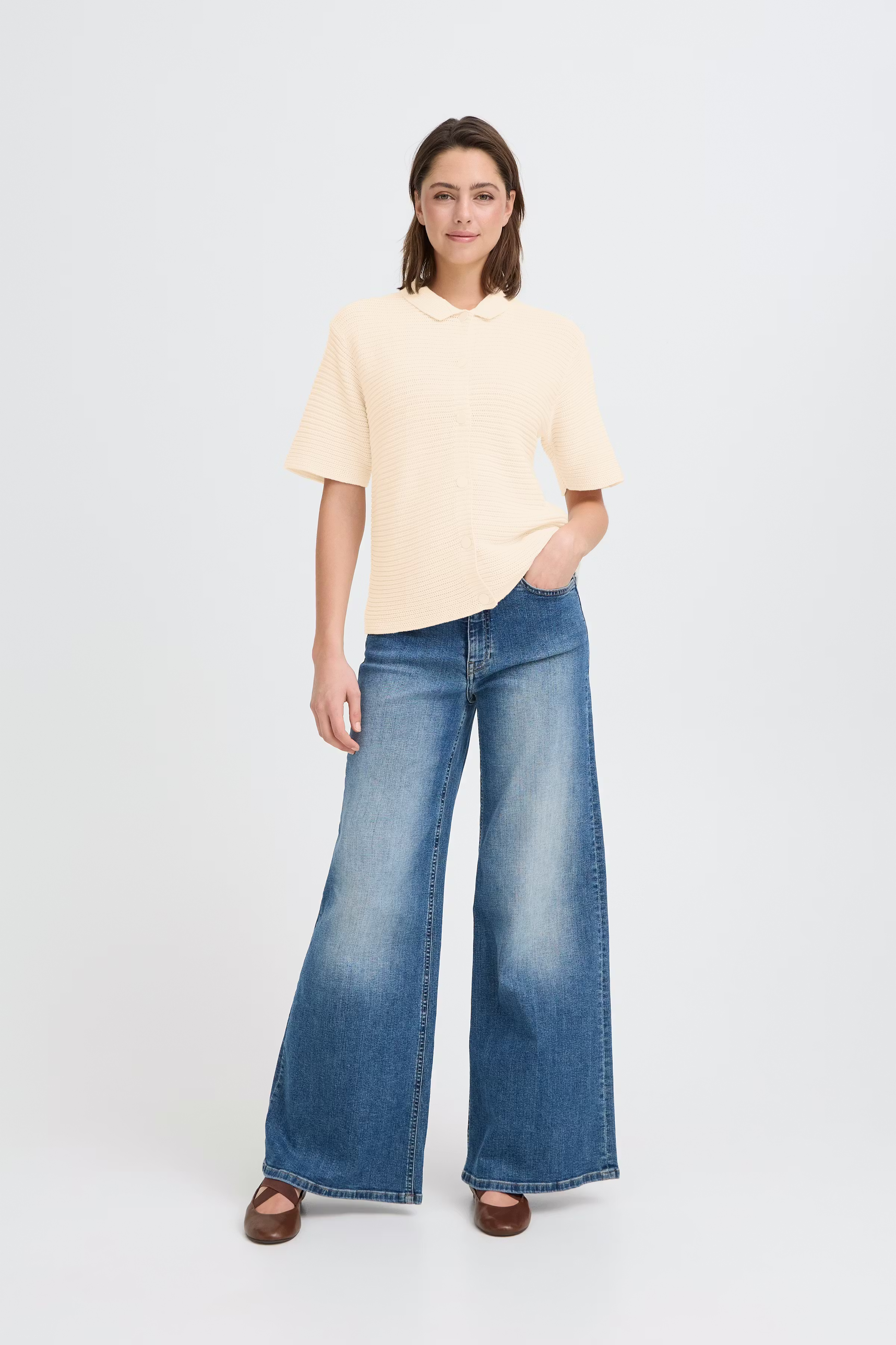 IHDEMUE Cardigan LOOKBOOK FRONT 20125080-130905