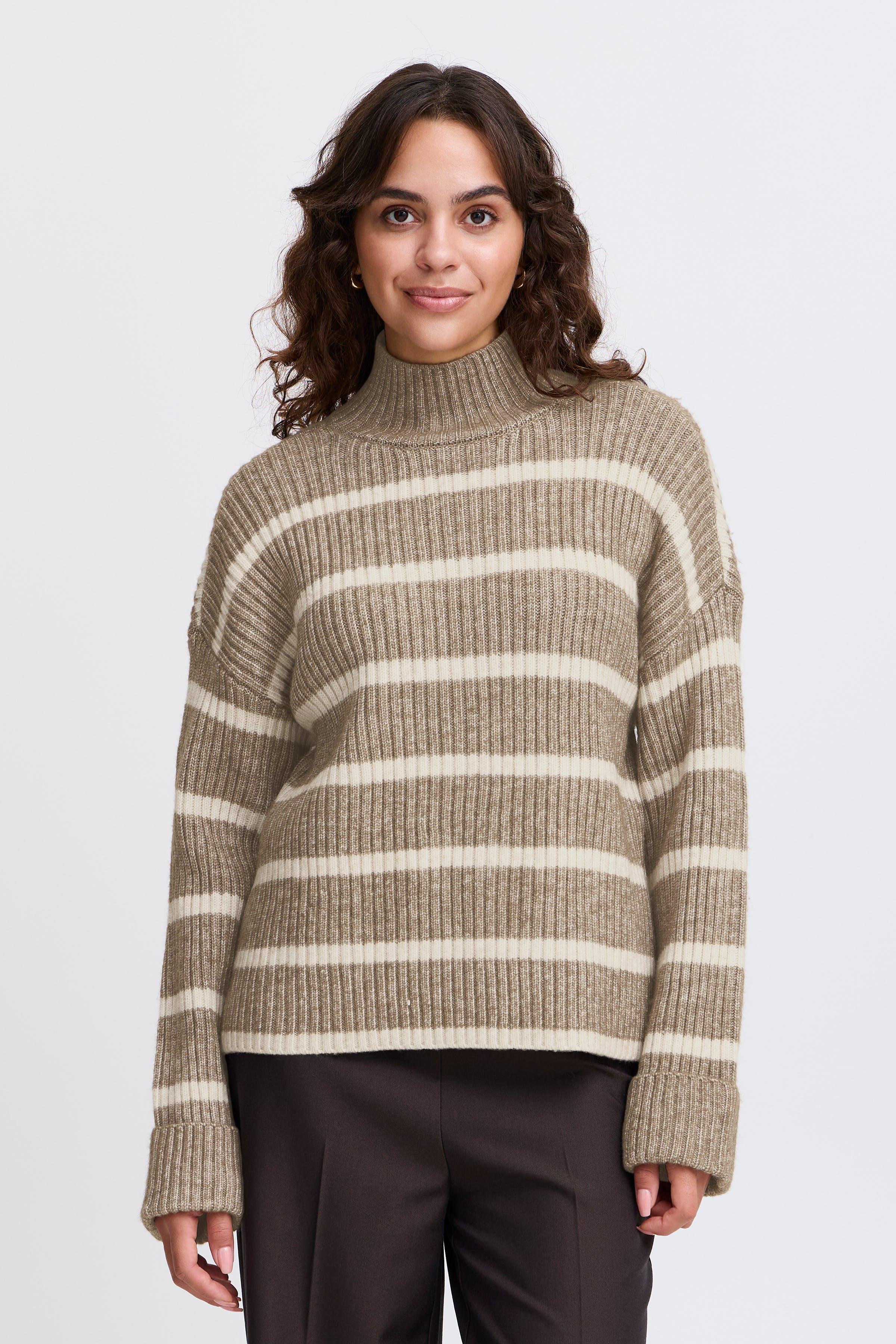 FRELLY Pullover LOOKBOOK FRONT 20612973-203392