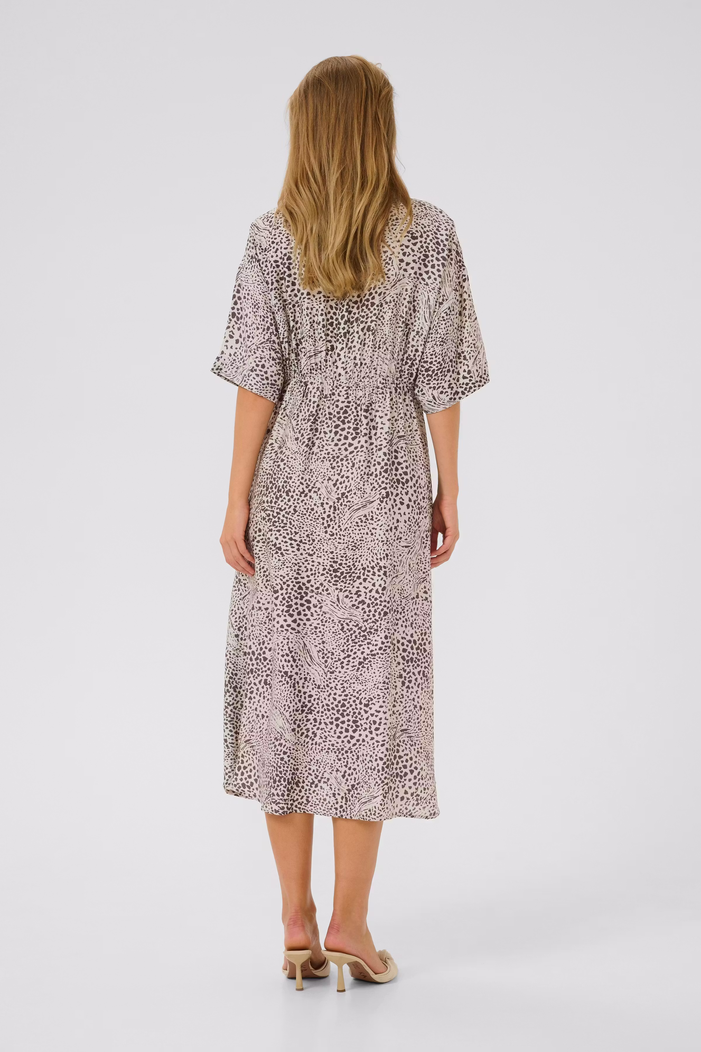 KAdebra Kjole LOOKBOOK BACK 10509874-107403