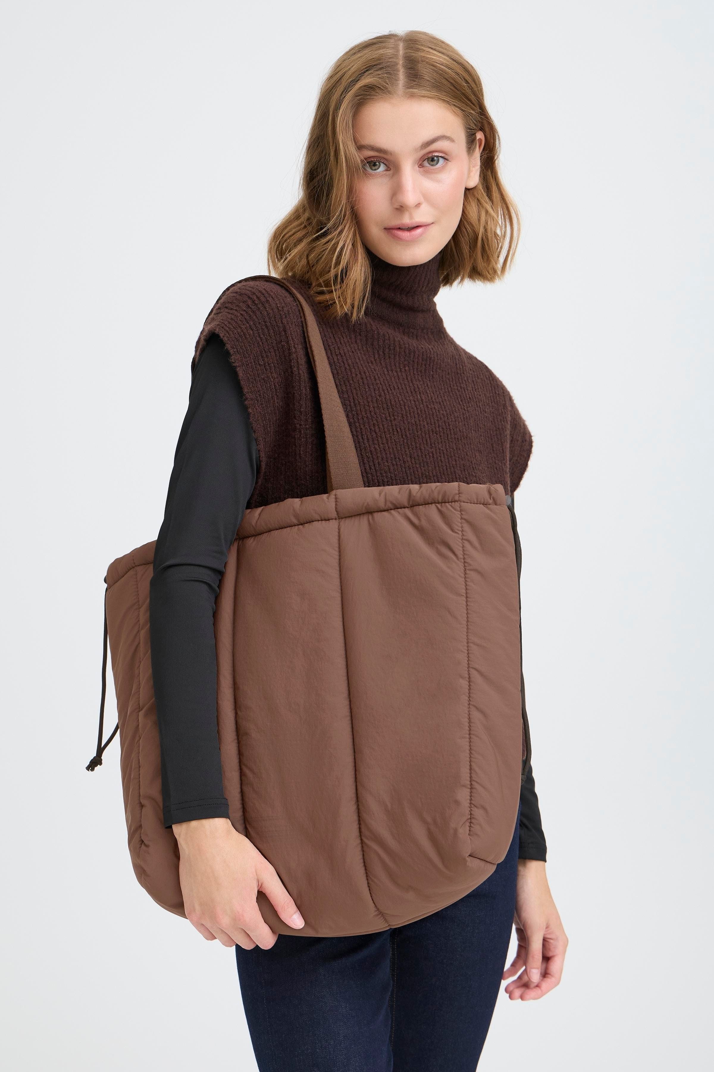 IAMICHELLE Bag LOOKBOOK FRONT 20124809-190915