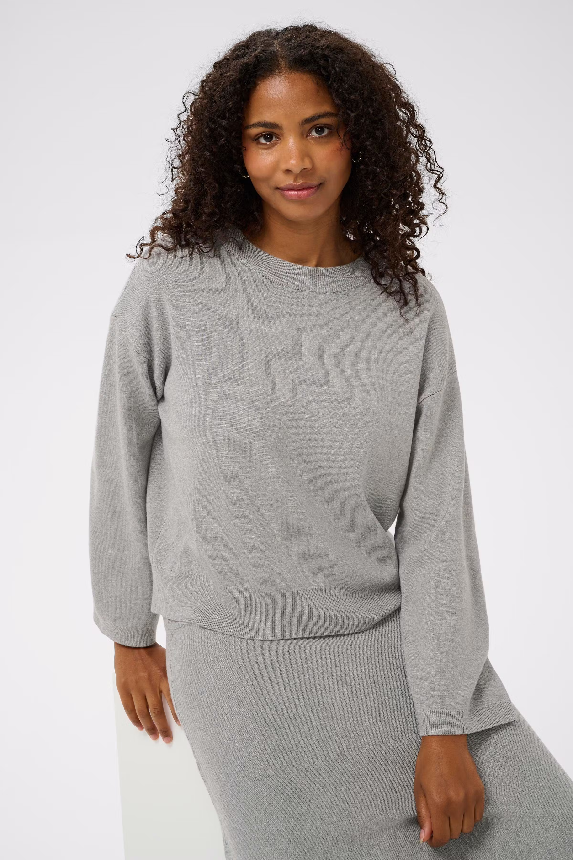 KAmalina Pullover LOOKBOOK DETAIL 10511110-100123