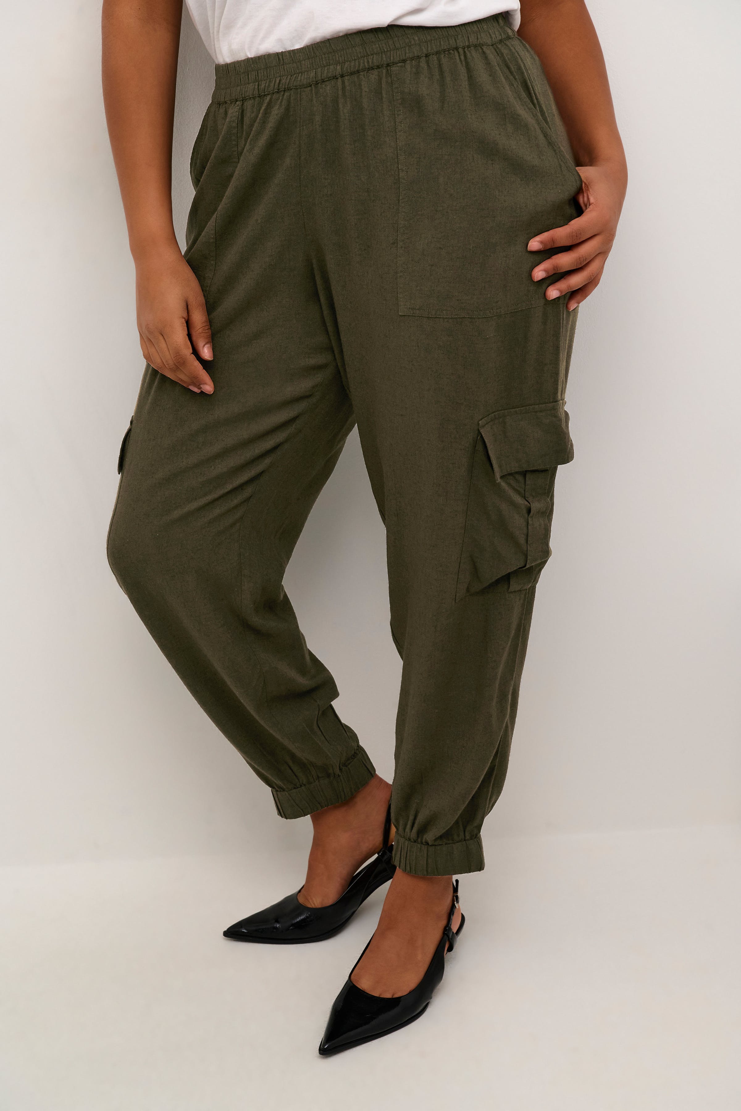 KCmille Cargo Linnen broek LOOKBOOK DETAIL 10582219-190414