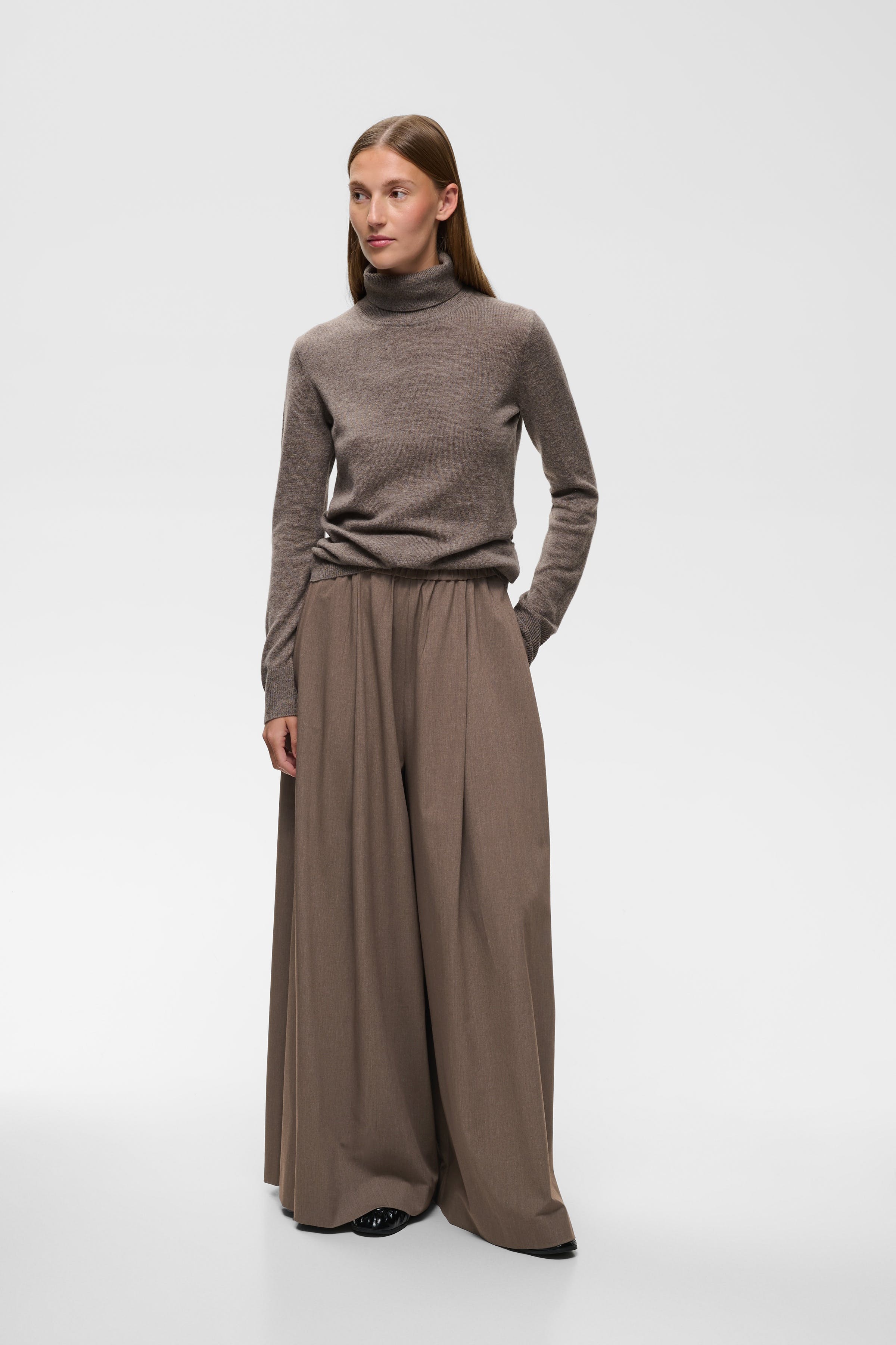 CLEOHIW Bukser LOOKBOOK FRONT 30112880-1911091