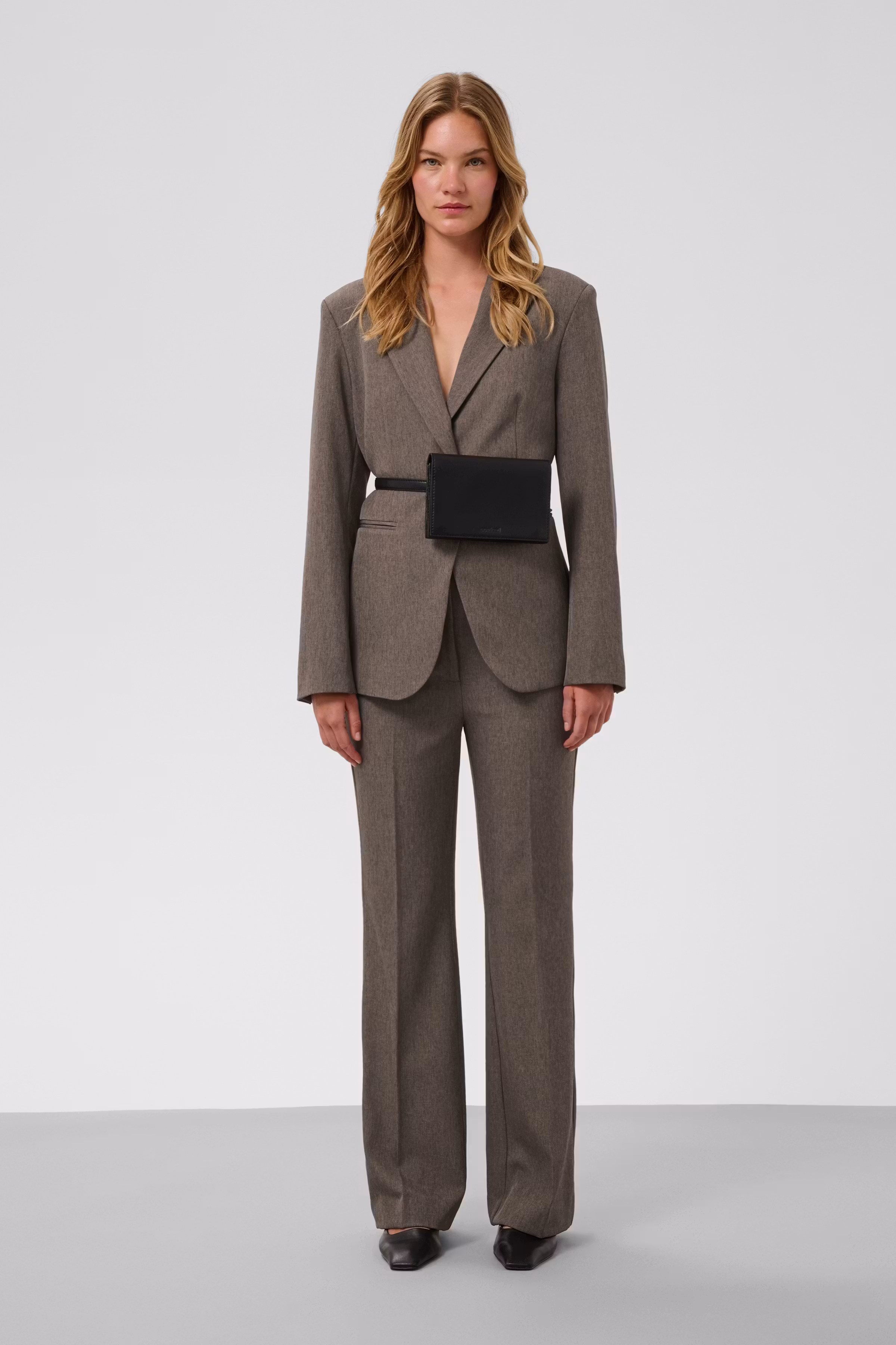 SLLilu Trousers LOOKBOOK FRONT 30409268-1811121