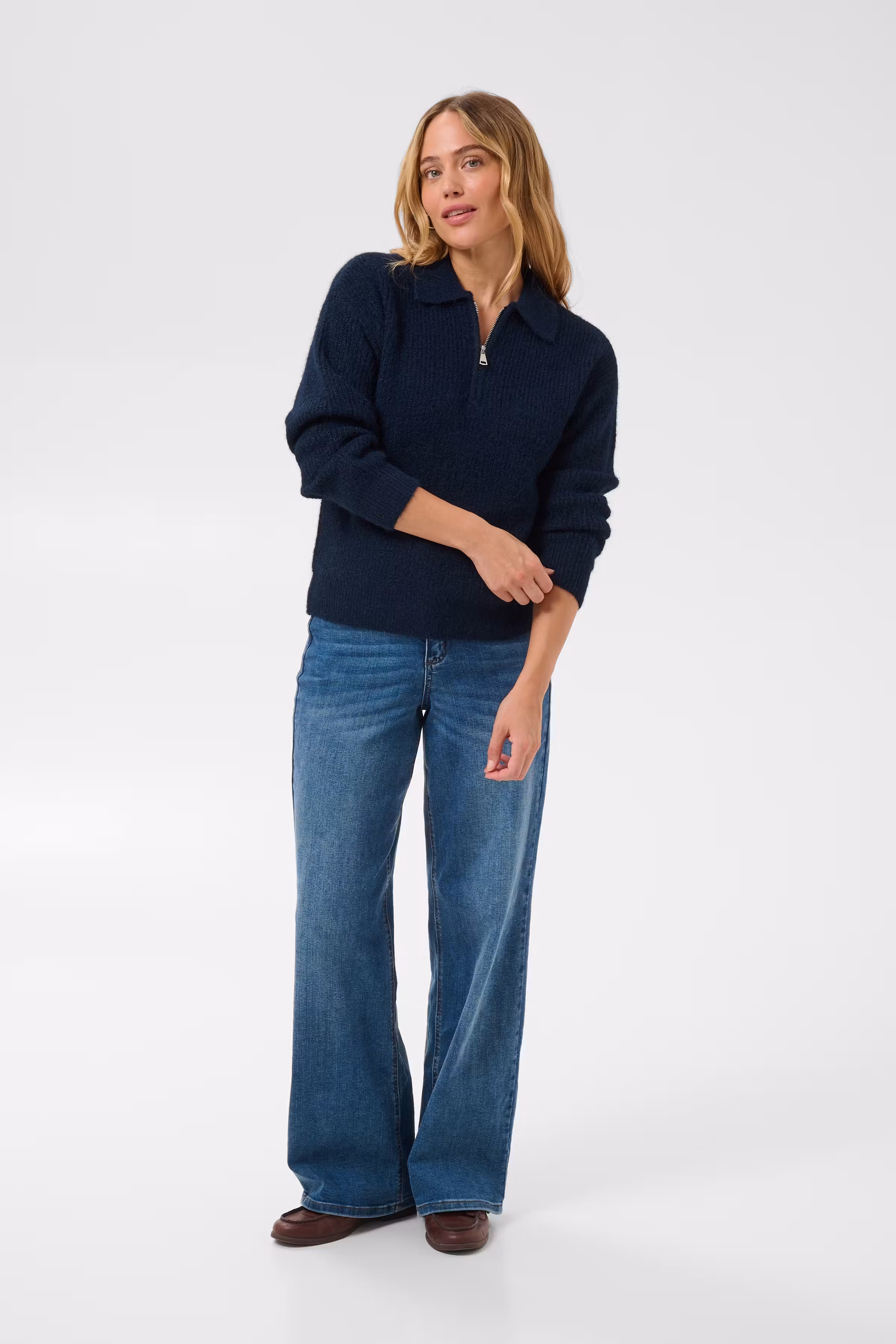 KAselmina Pullover LOOKBOOK FRONT 10512978-106706