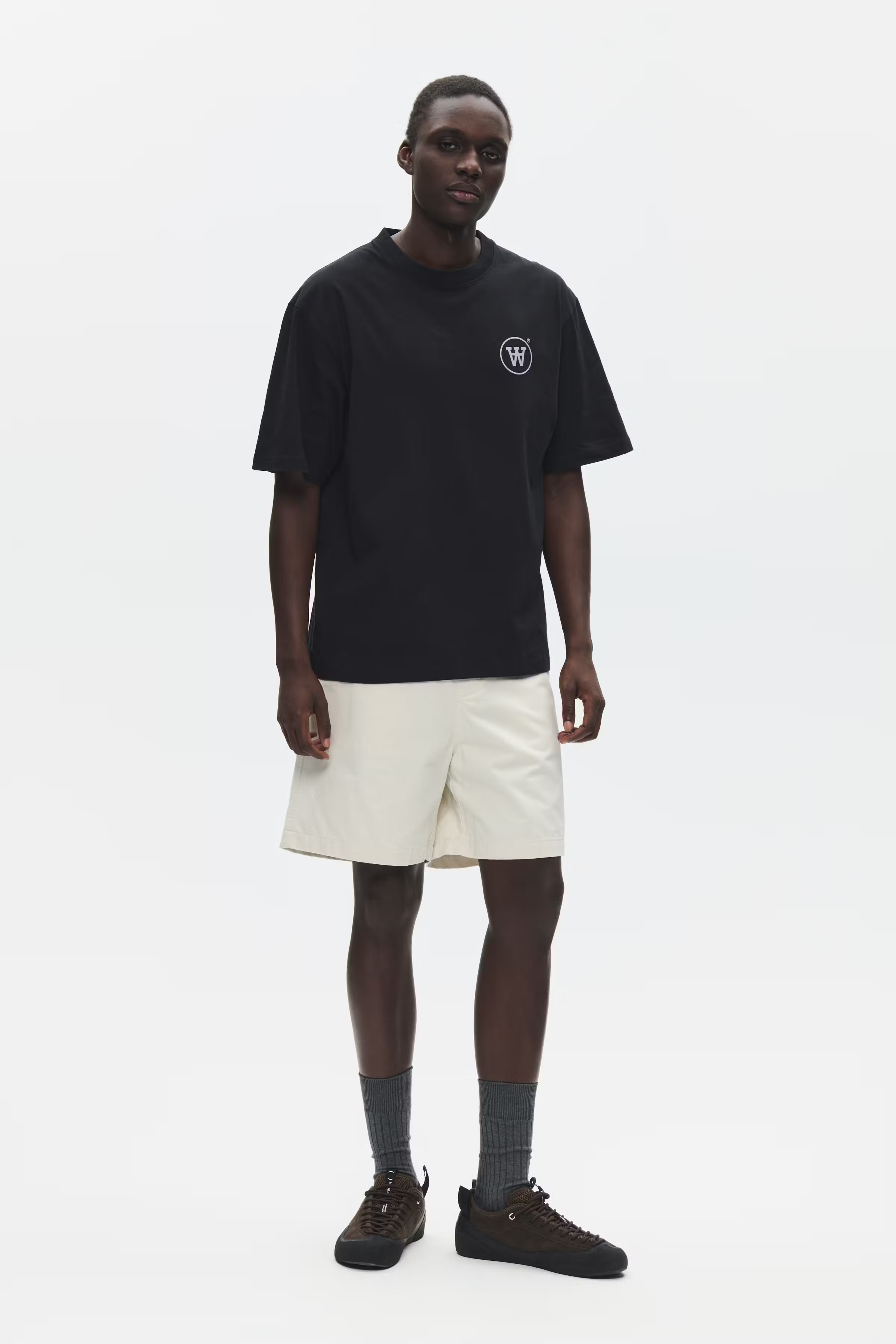 WWLiam T-shirt LOOKBOOK FRONT 30251548-303700