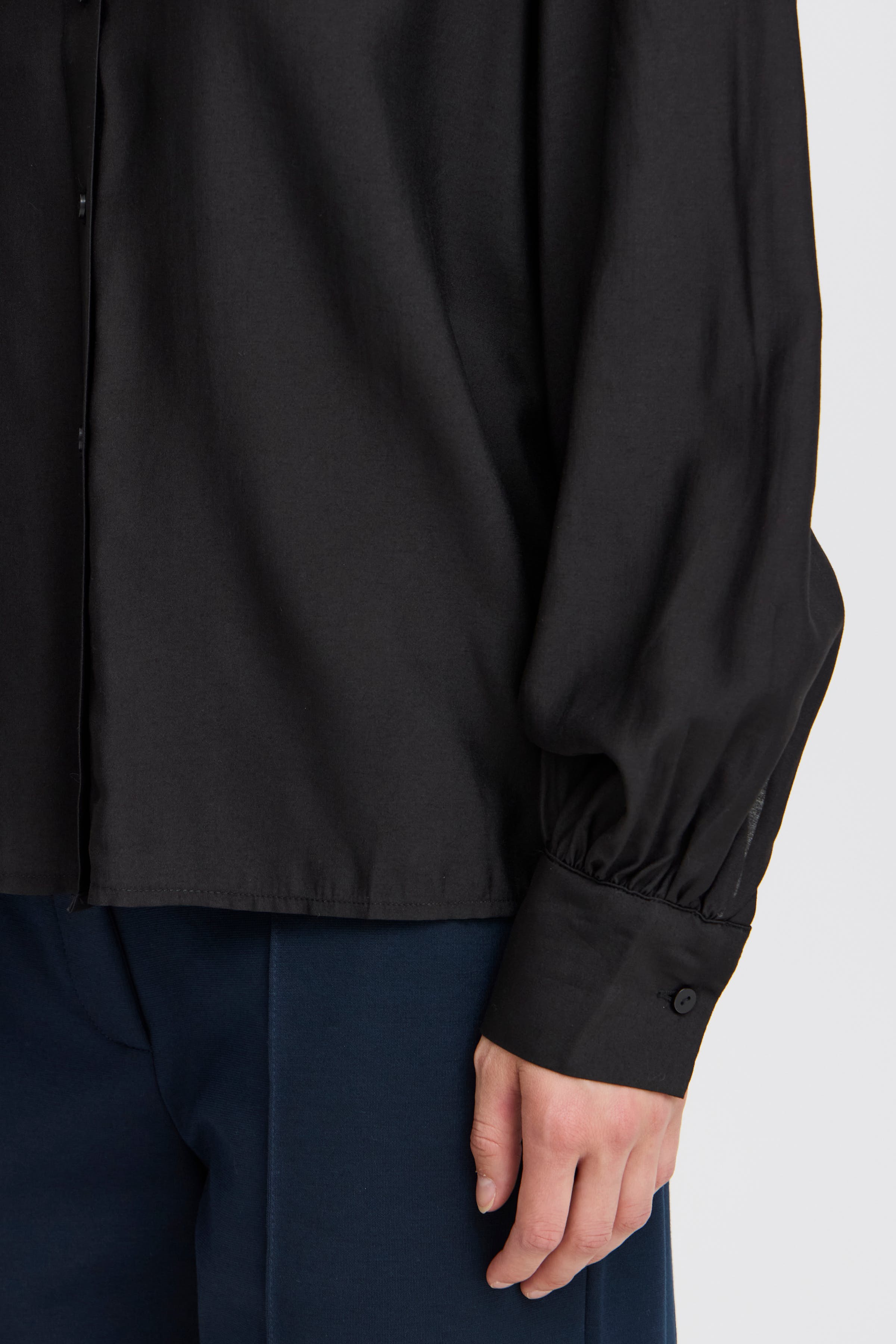 IHKARLANI Skjorte LOOKBOOK DETAIL 20121889-194008